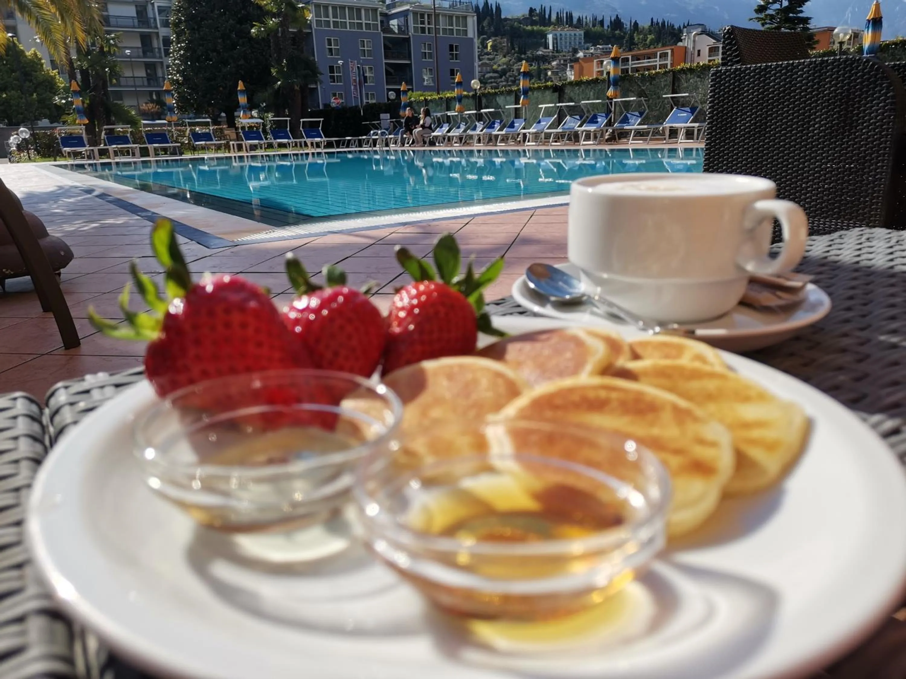 Food and drinks in SunLake Hotel