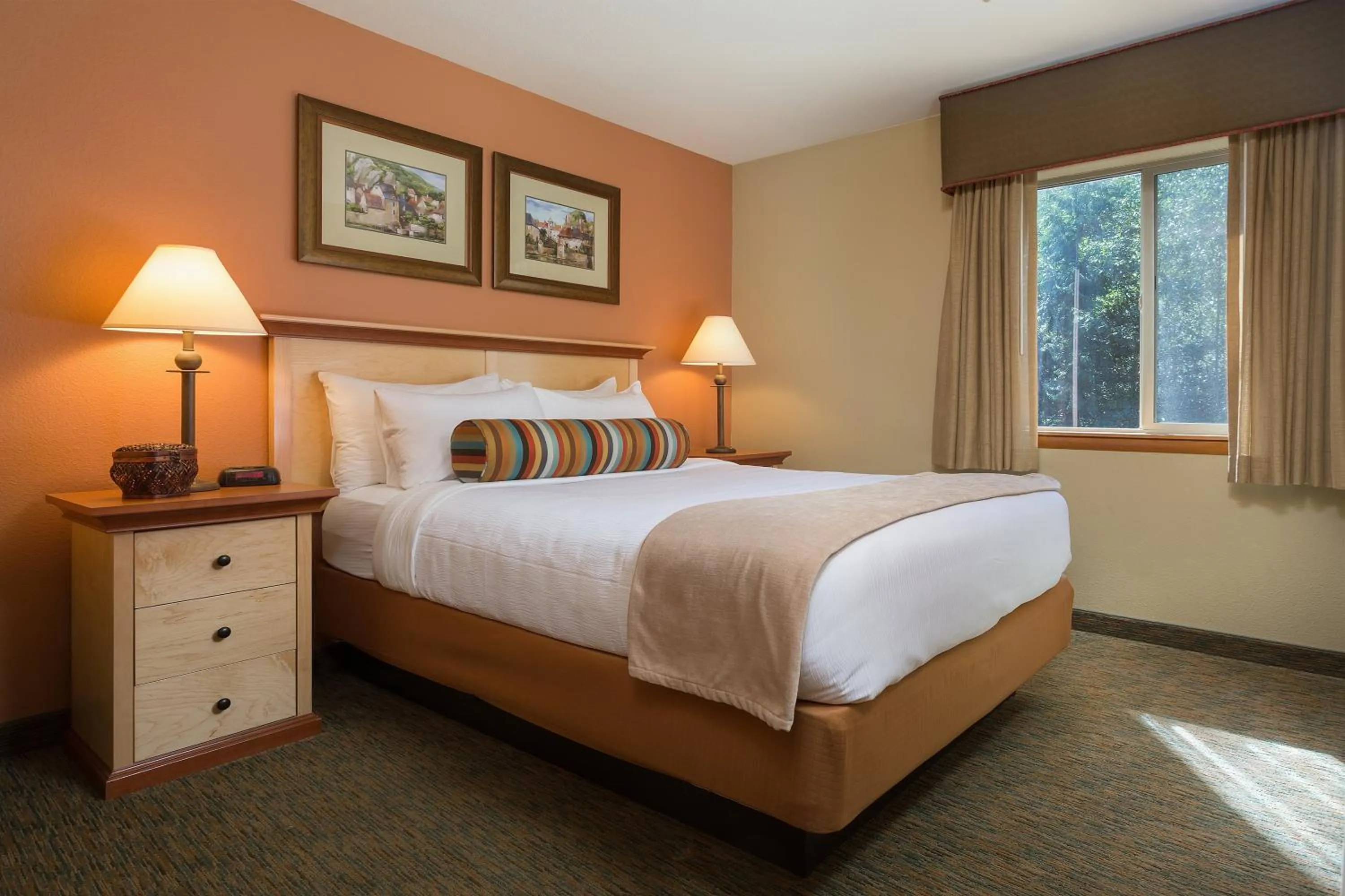 Decorative detail, Bed in Whispering Woods Resort