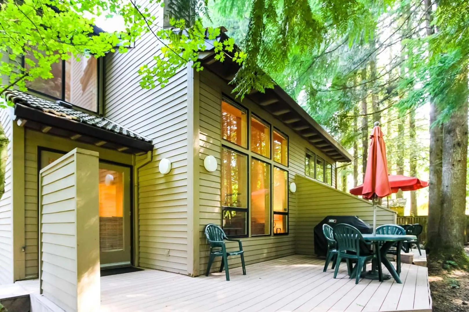 Patio in Whispering Woods Resort