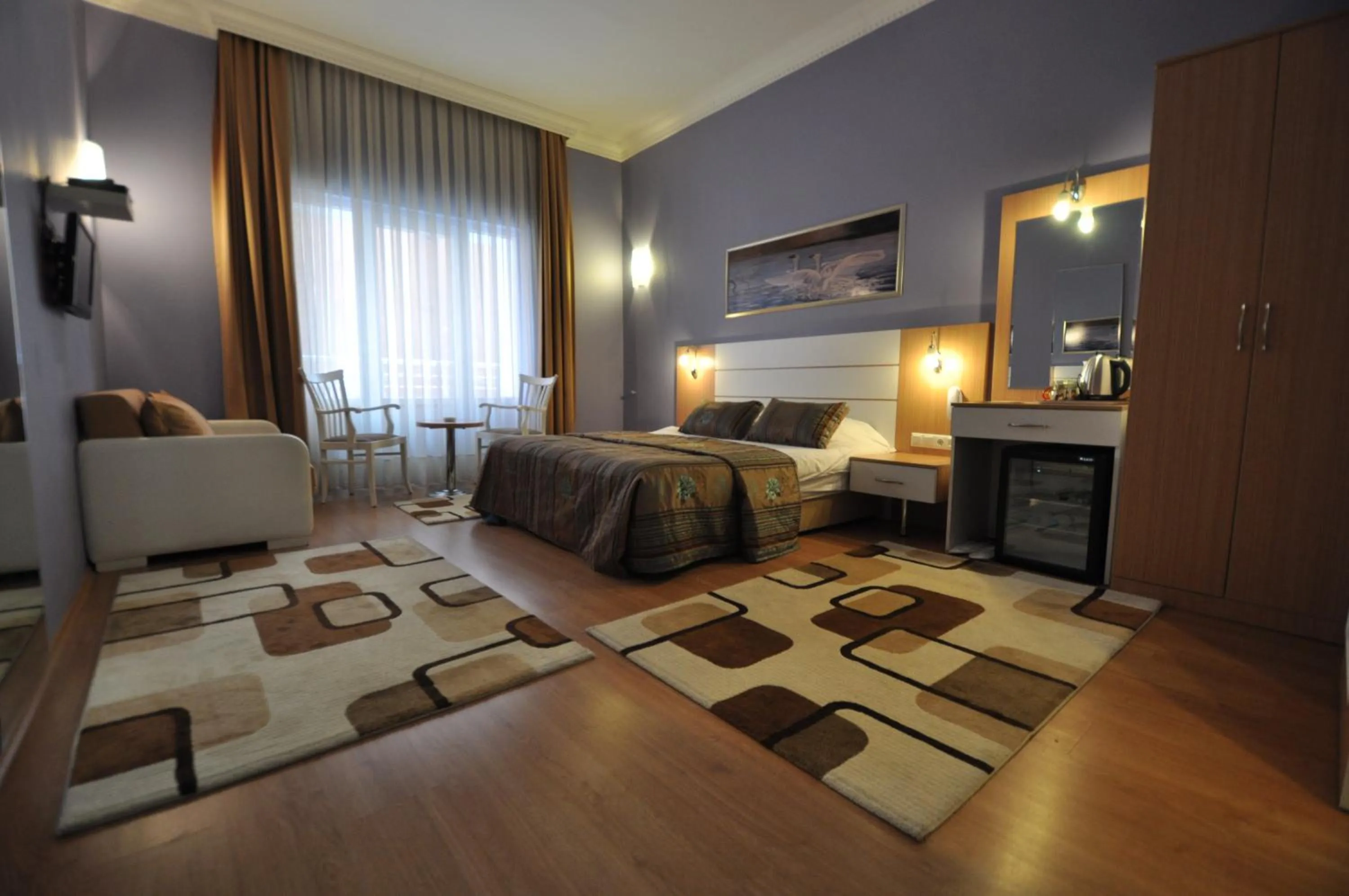 Photo of the whole room, Bed in Khalkedon Hotel Istanbul