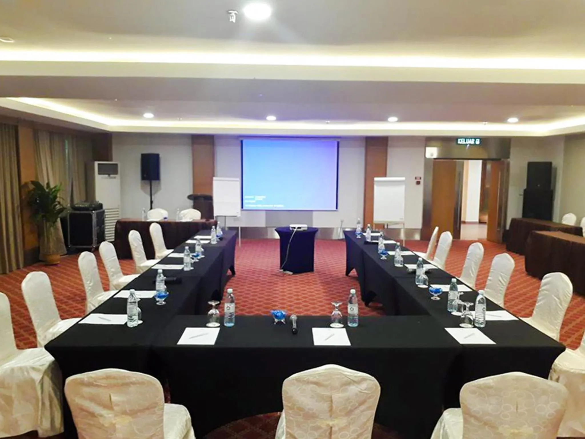 Banquet/Function facilities in StarLodge