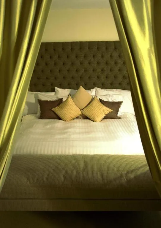 Bed in The Marquess of Exeter