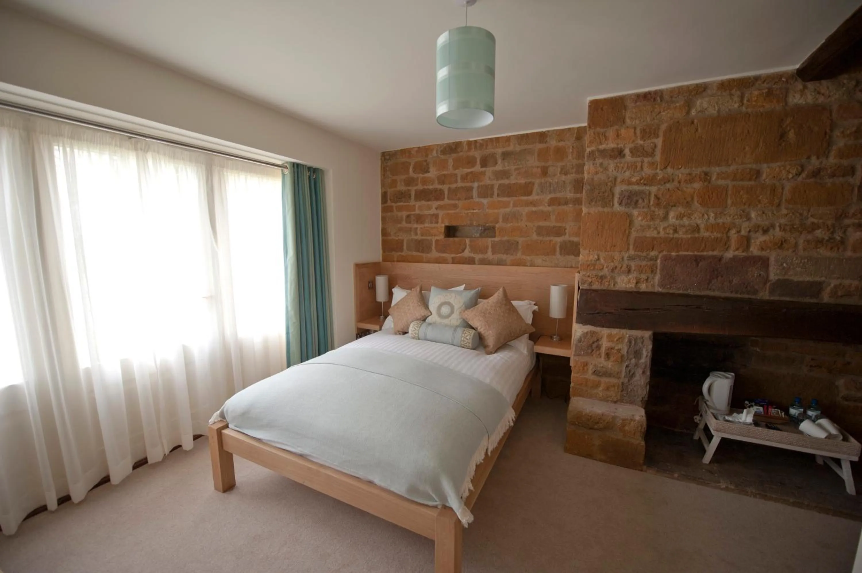 Coffee/tea facilities, Bed in The Marquess of Exeter