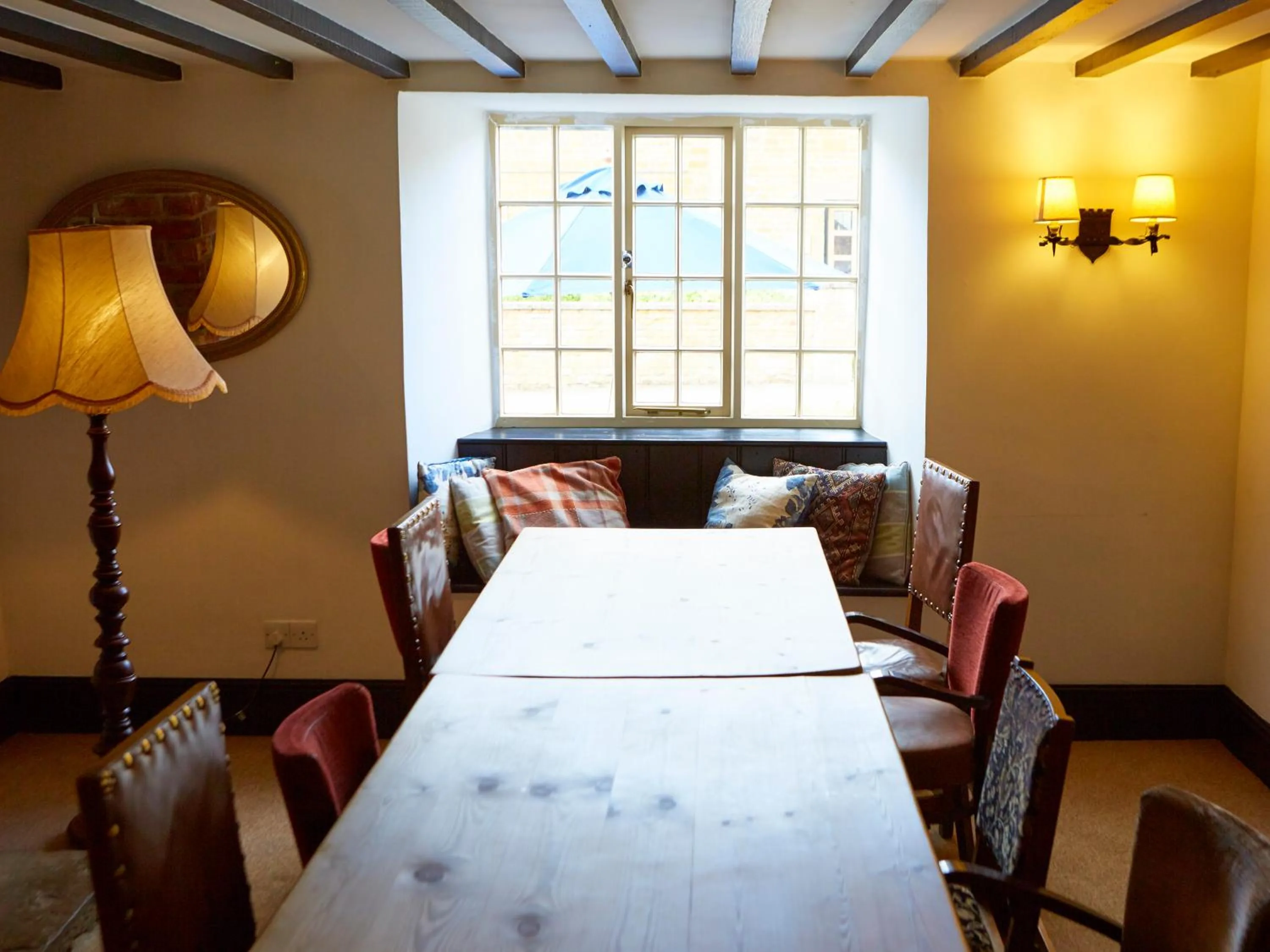 Restaurant/places to eat, Bed in The Marquess of Exeter