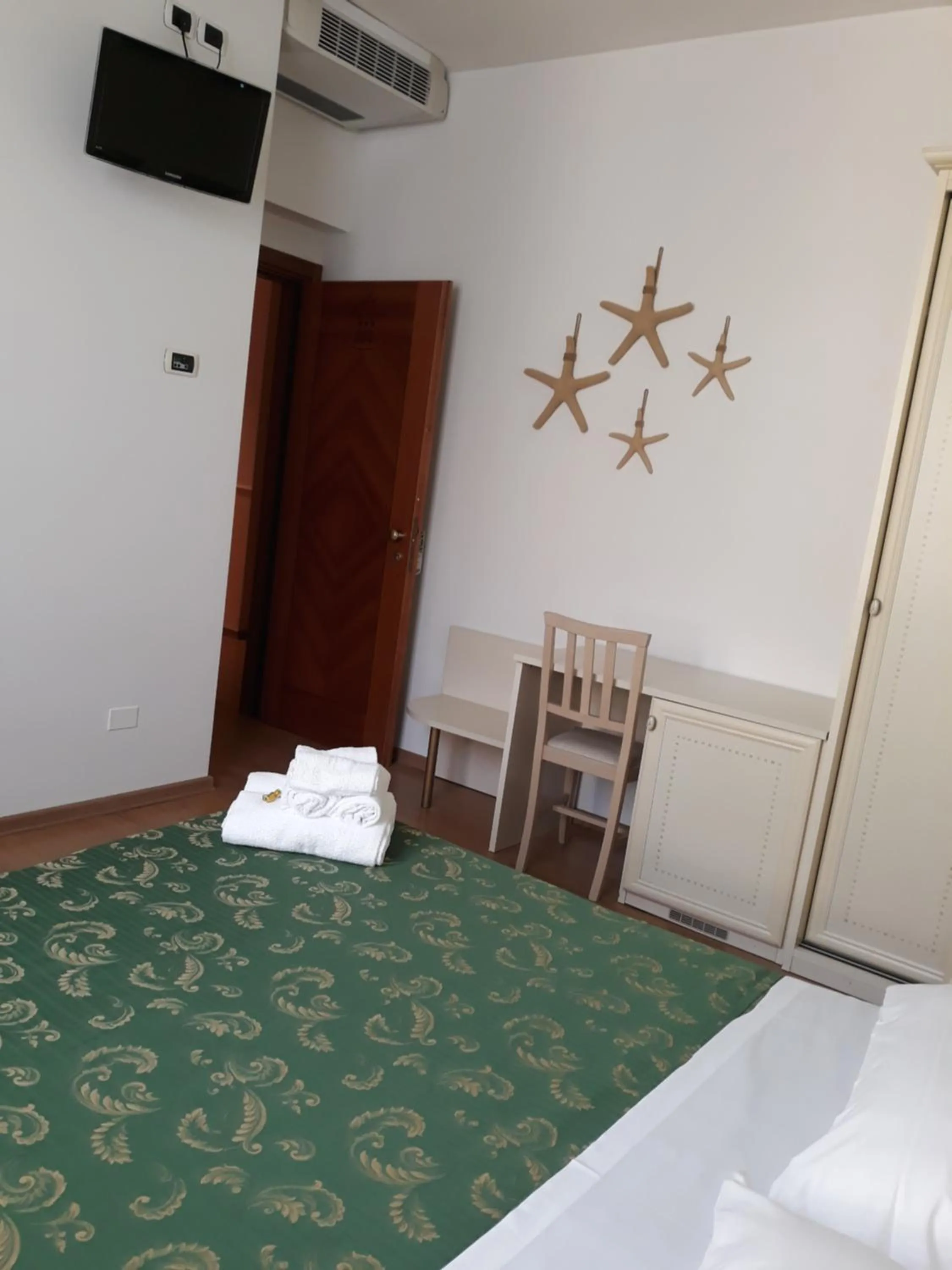 Bed in Hotel La Palazzina