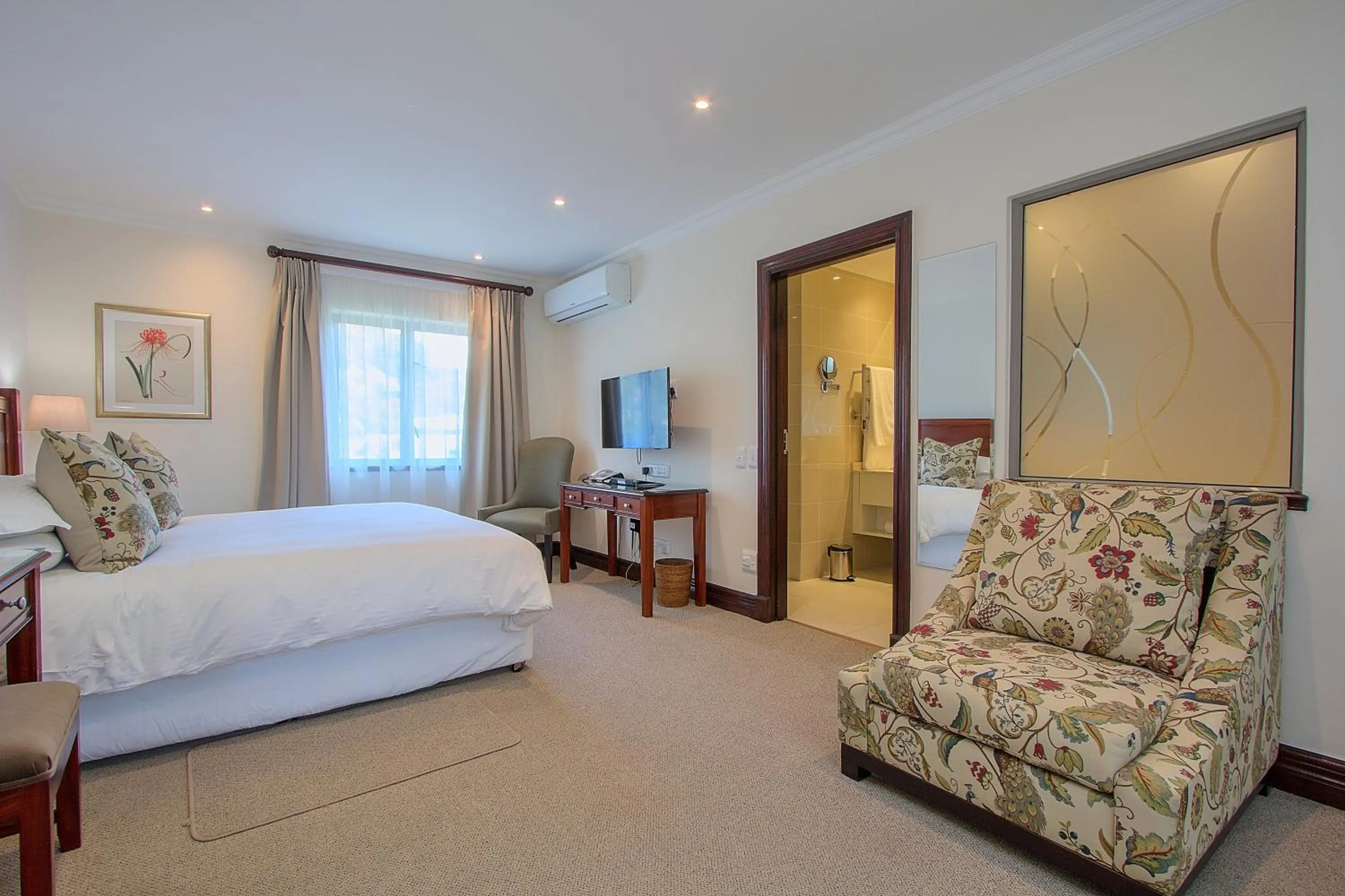 Bedroom, Bed in The Syrene Boutique Hotel