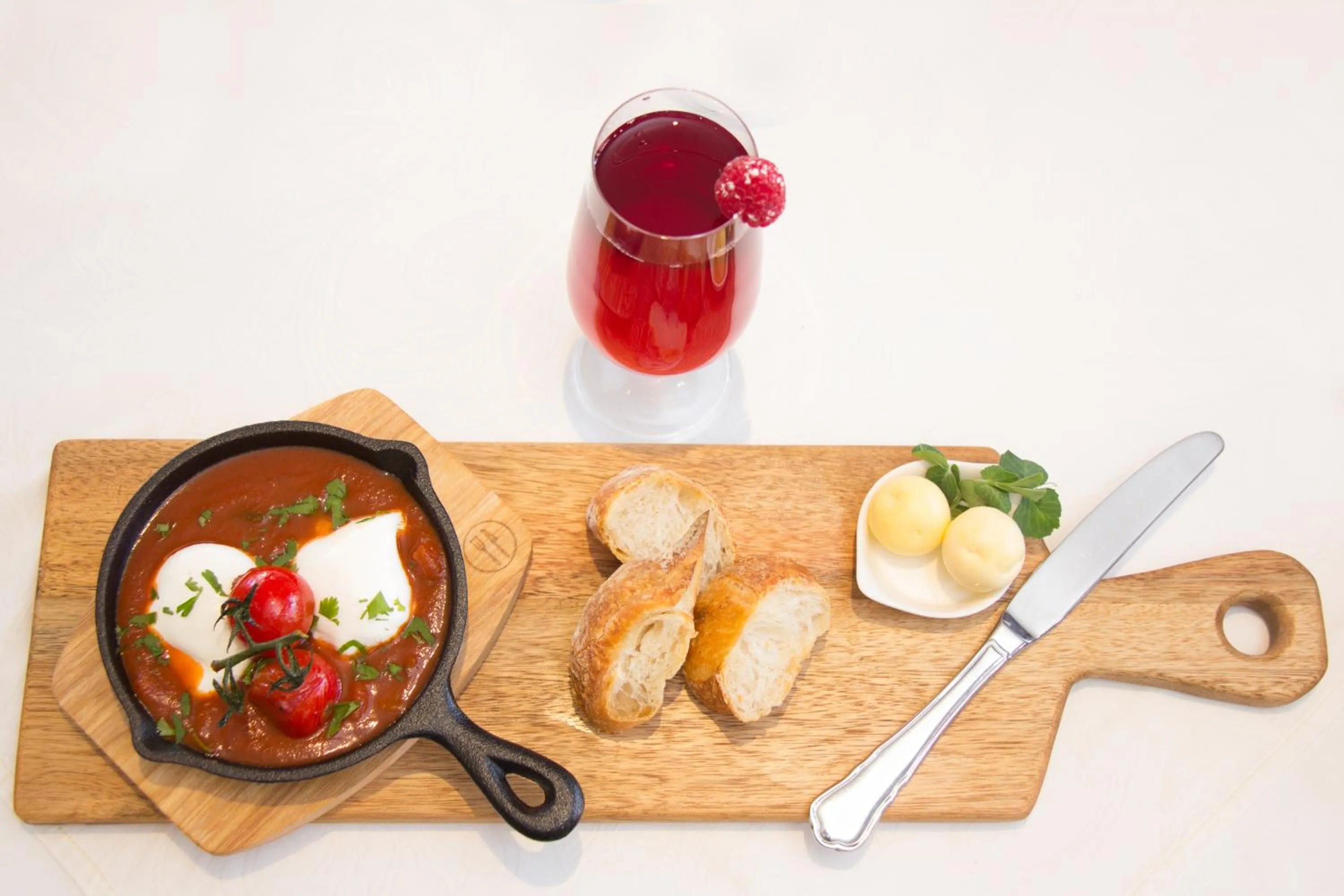 Food and drinks in The Syrene Boutique Hotel