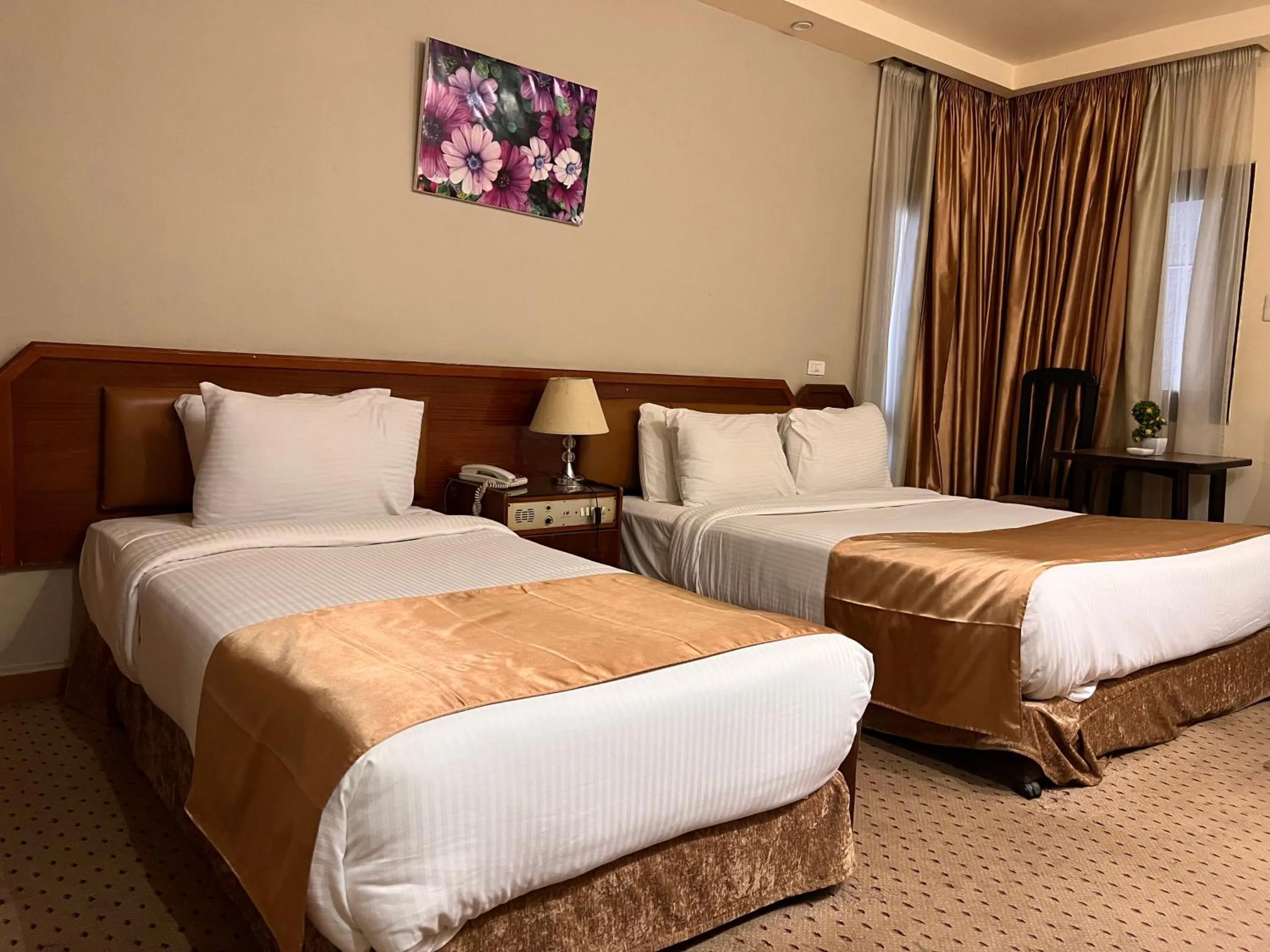 Bed in Santana Hotel Cairo