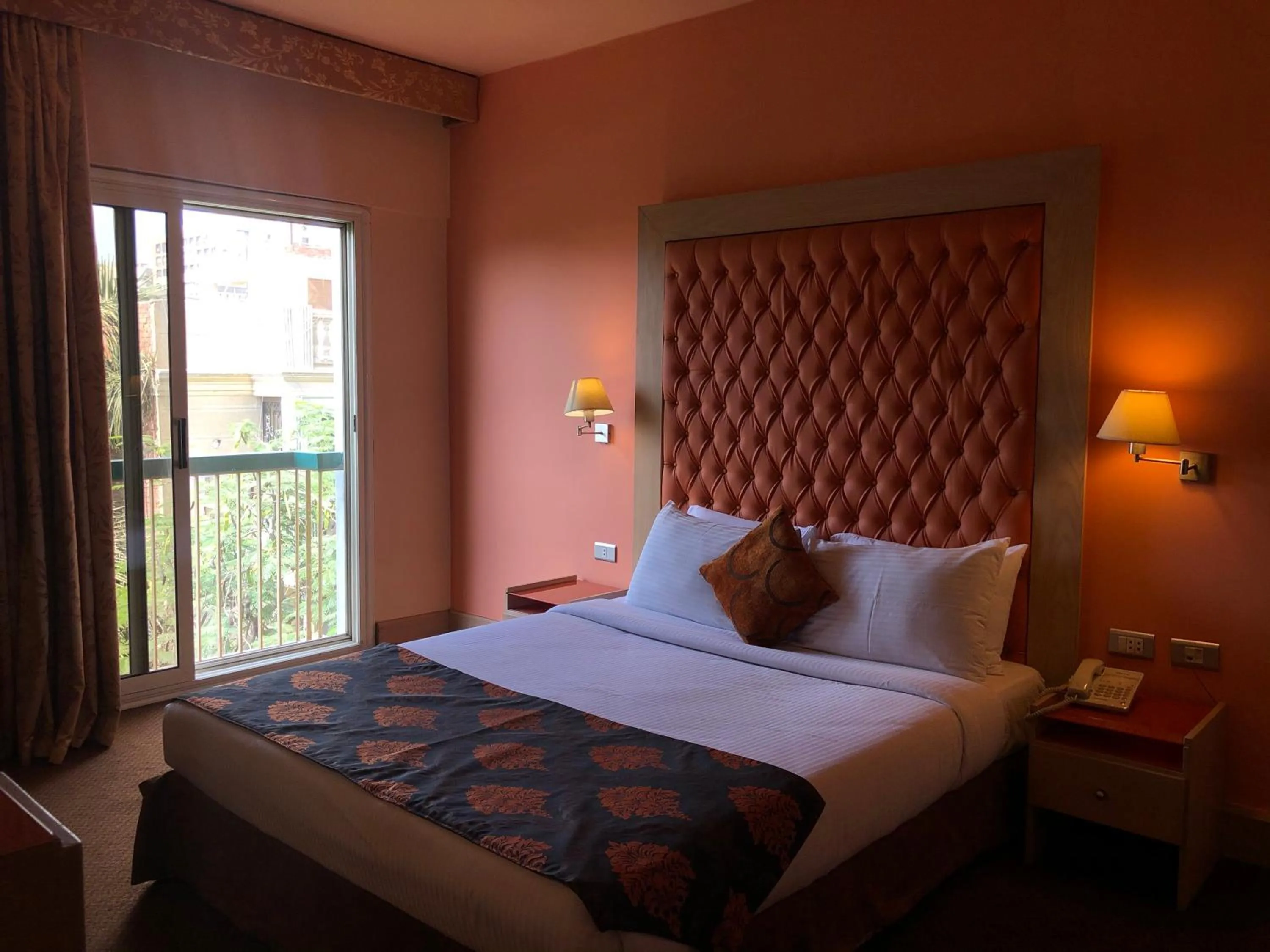 Bed in Santana Hotel Cairo