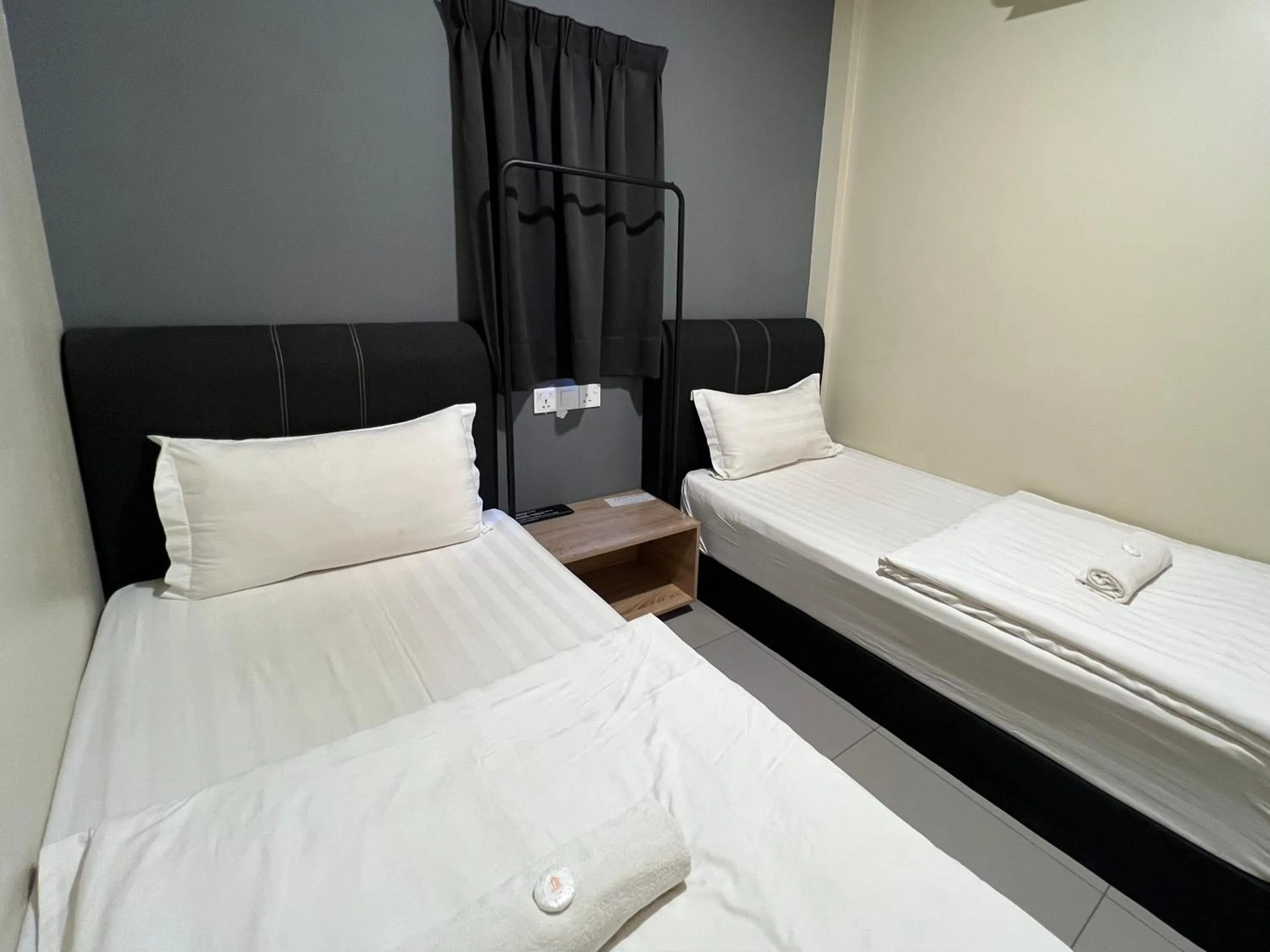 Bed in Gebeng Industrial Park Budget Hotel
