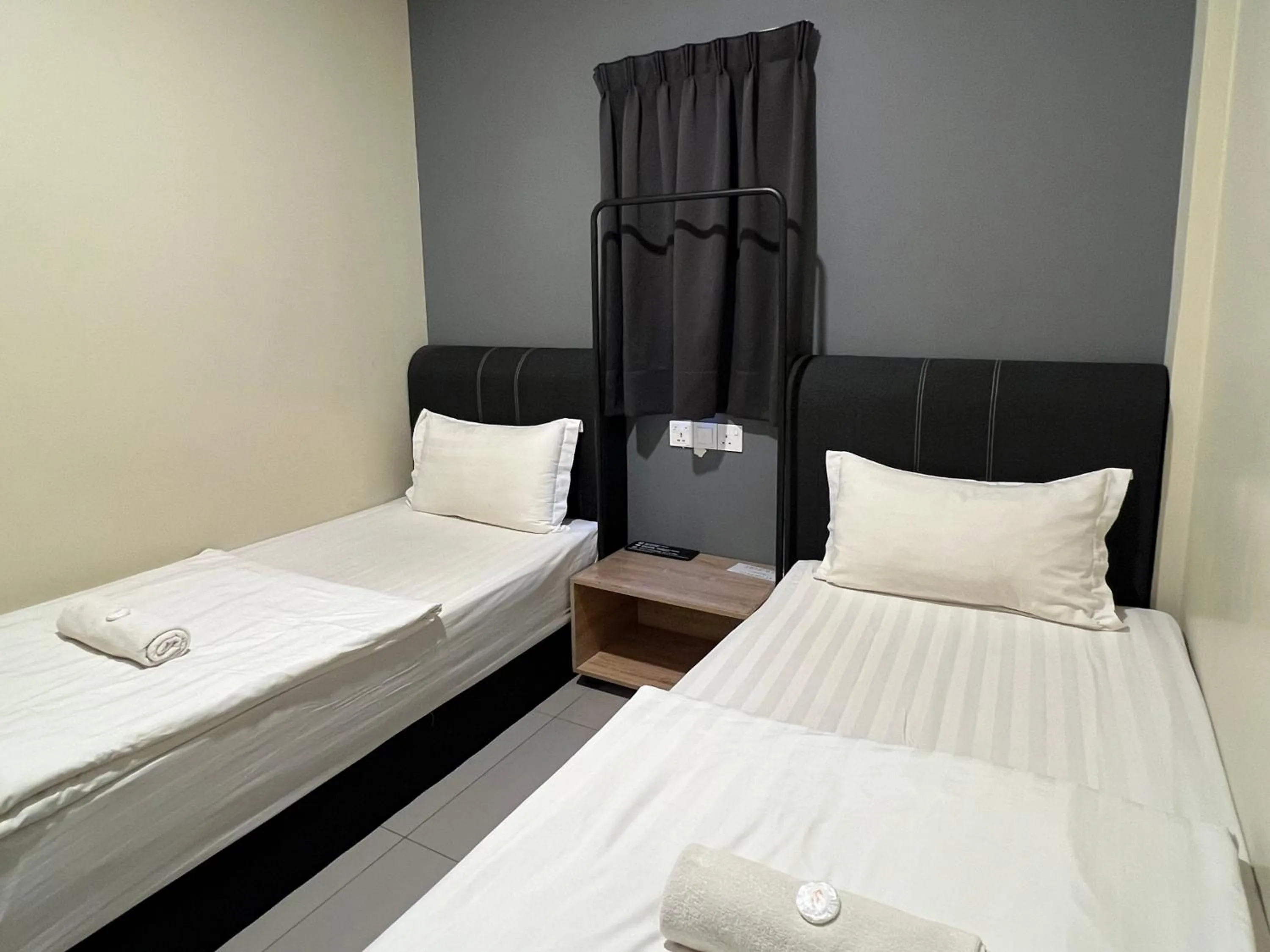 Bed in Gebeng Industrial Park Budget Hotel