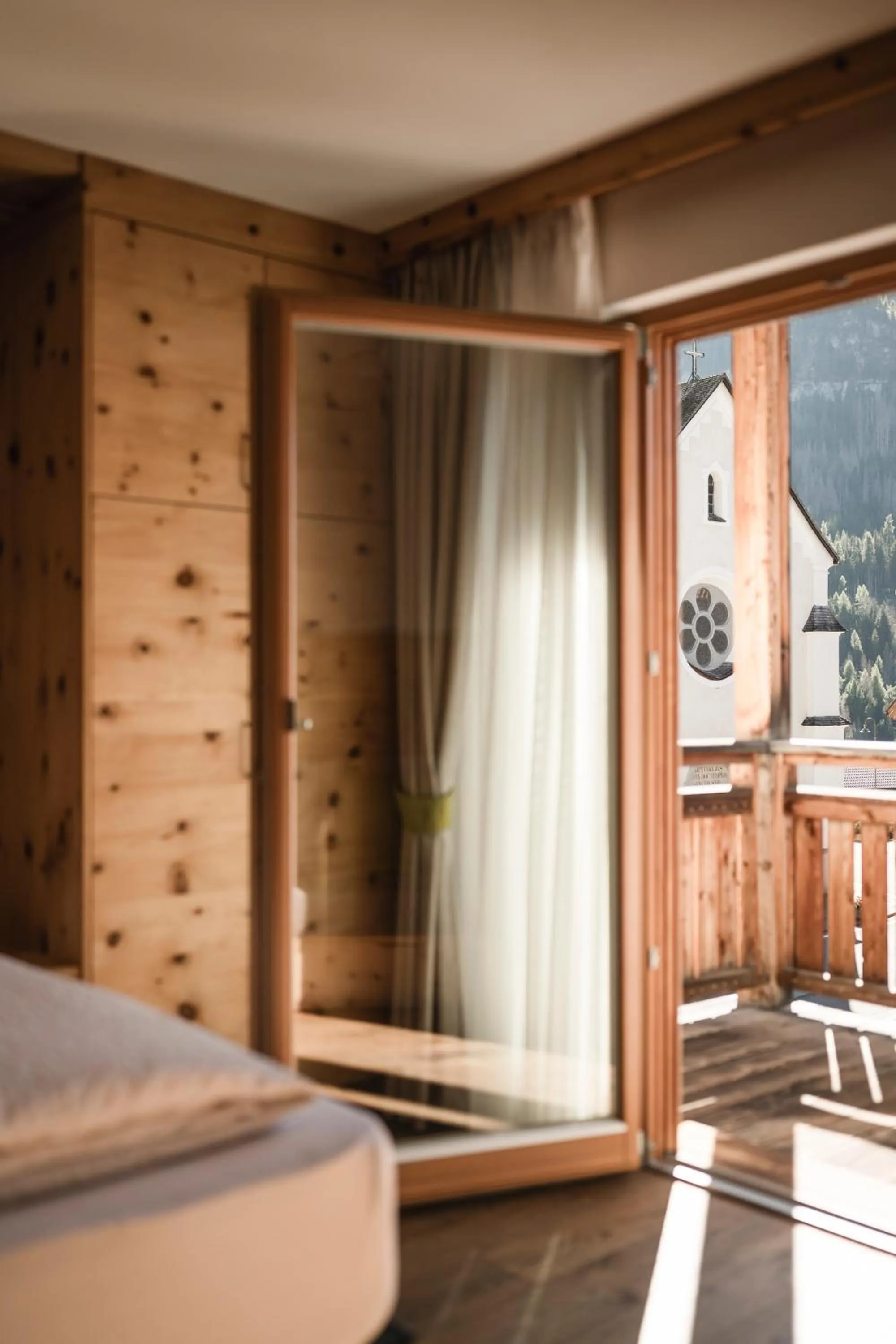 Balcony/Terrace, Bed in Hotel Pider