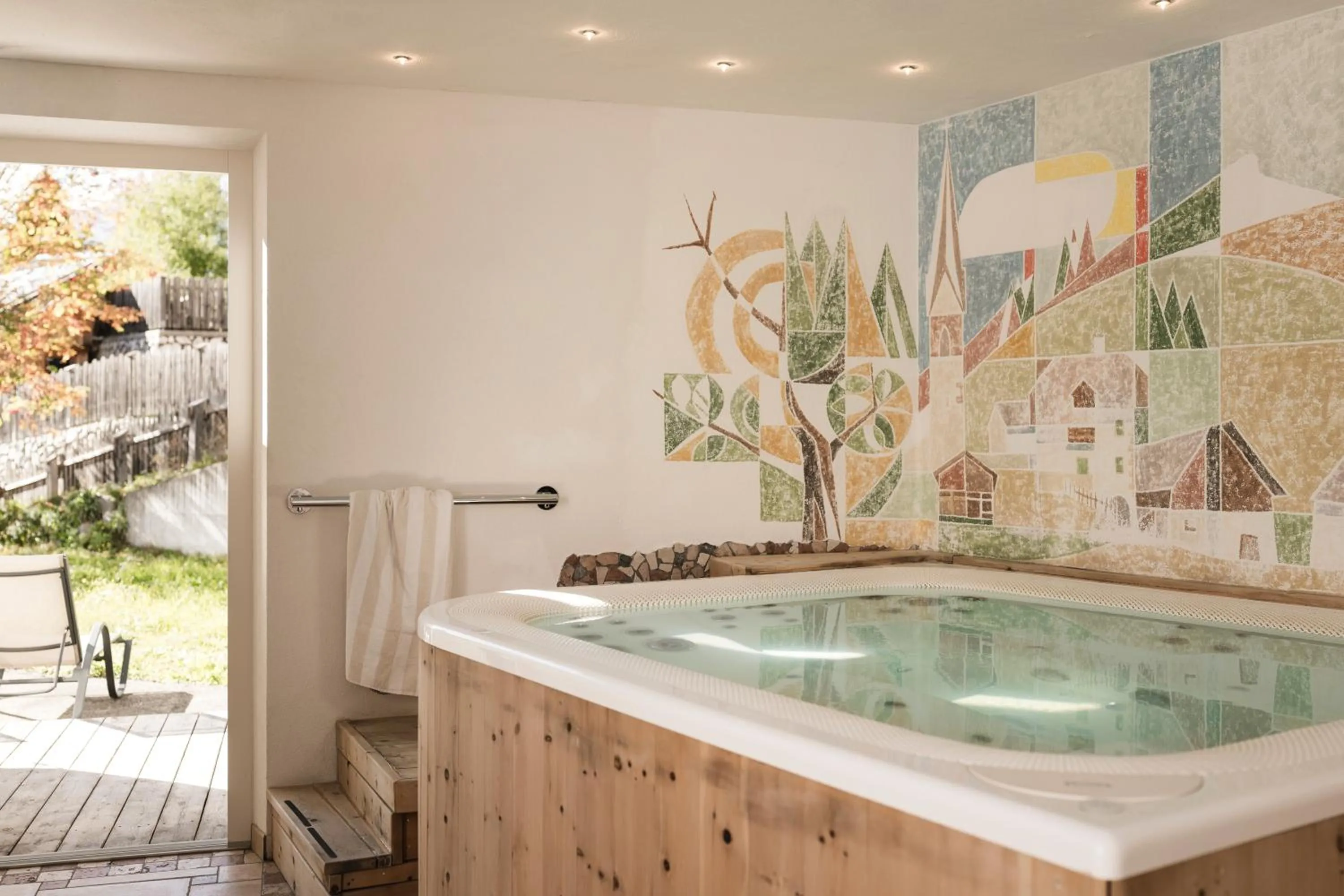 Hot Tub in Hotel Pider