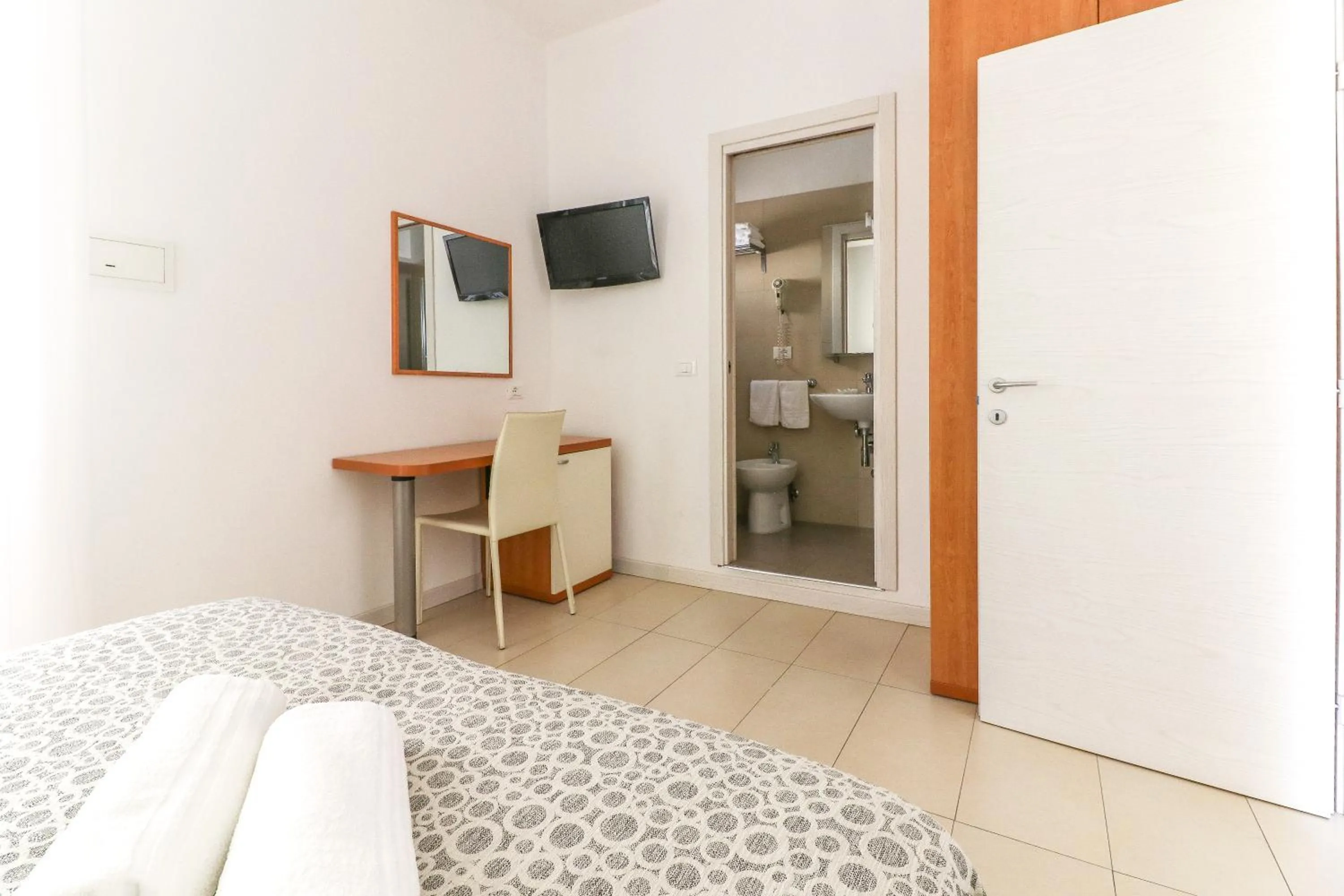 Bedroom, Bed in Hotel Jesulum