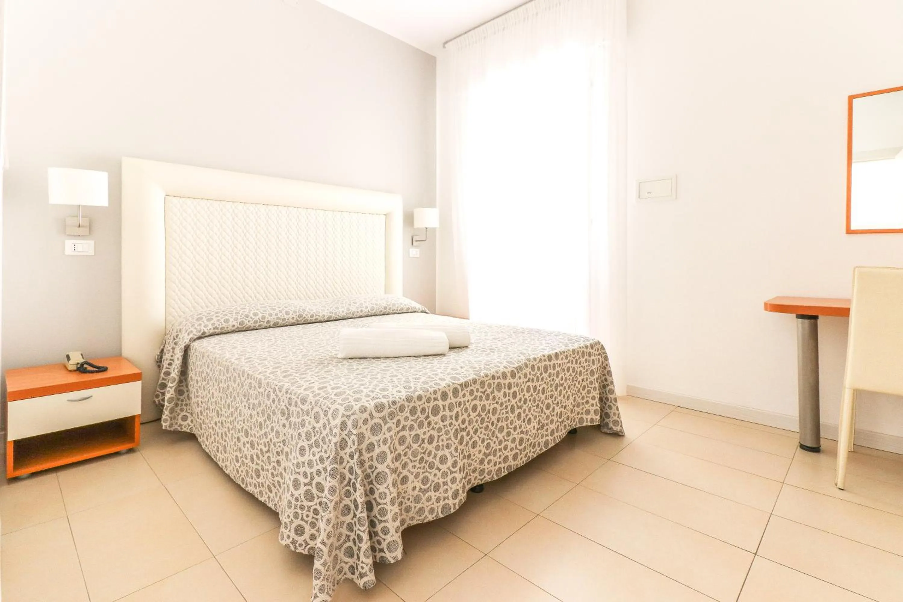 Photo of the whole room, Bed in Hotel Jesulum