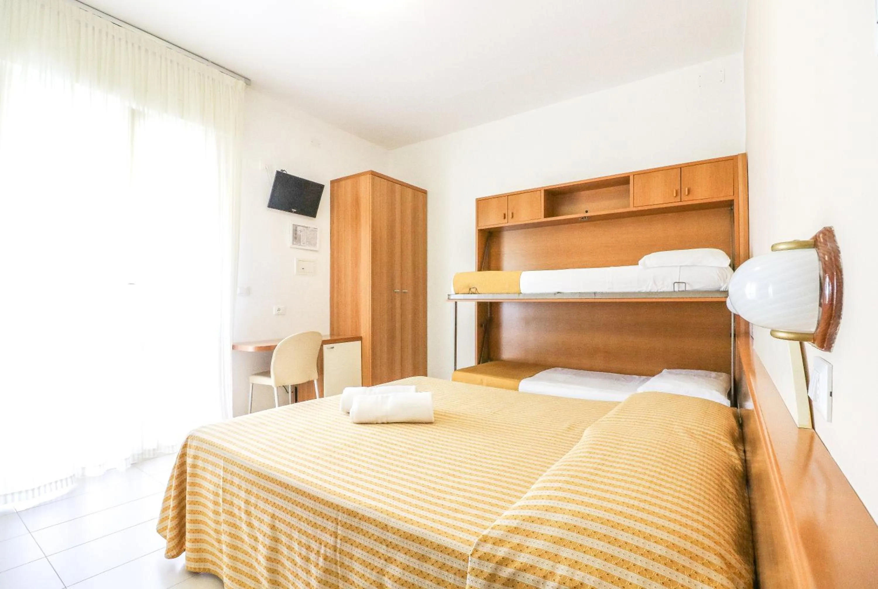 Photo of the whole room, Bed in Hotel Jesulum