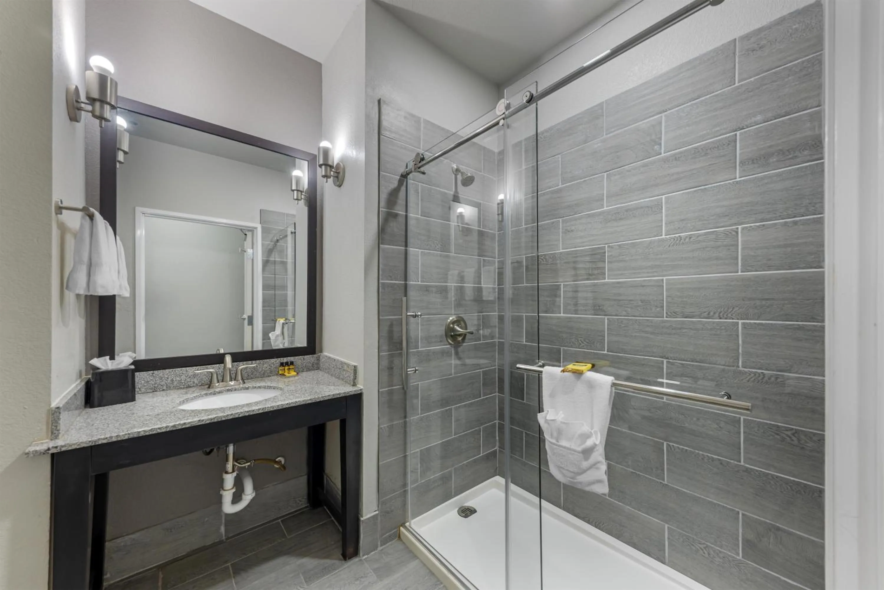 Bathroom in Best Western Plus Austin Airport Inn & Suites