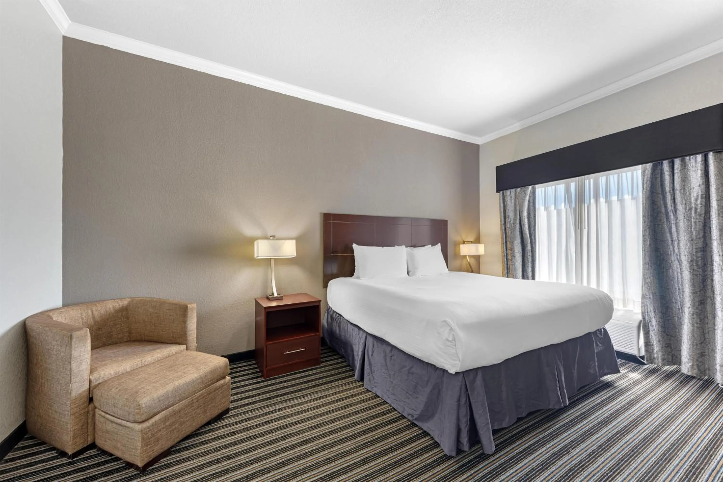 Bedroom, Bed in Best Western Plus Austin Airport Inn & Suites