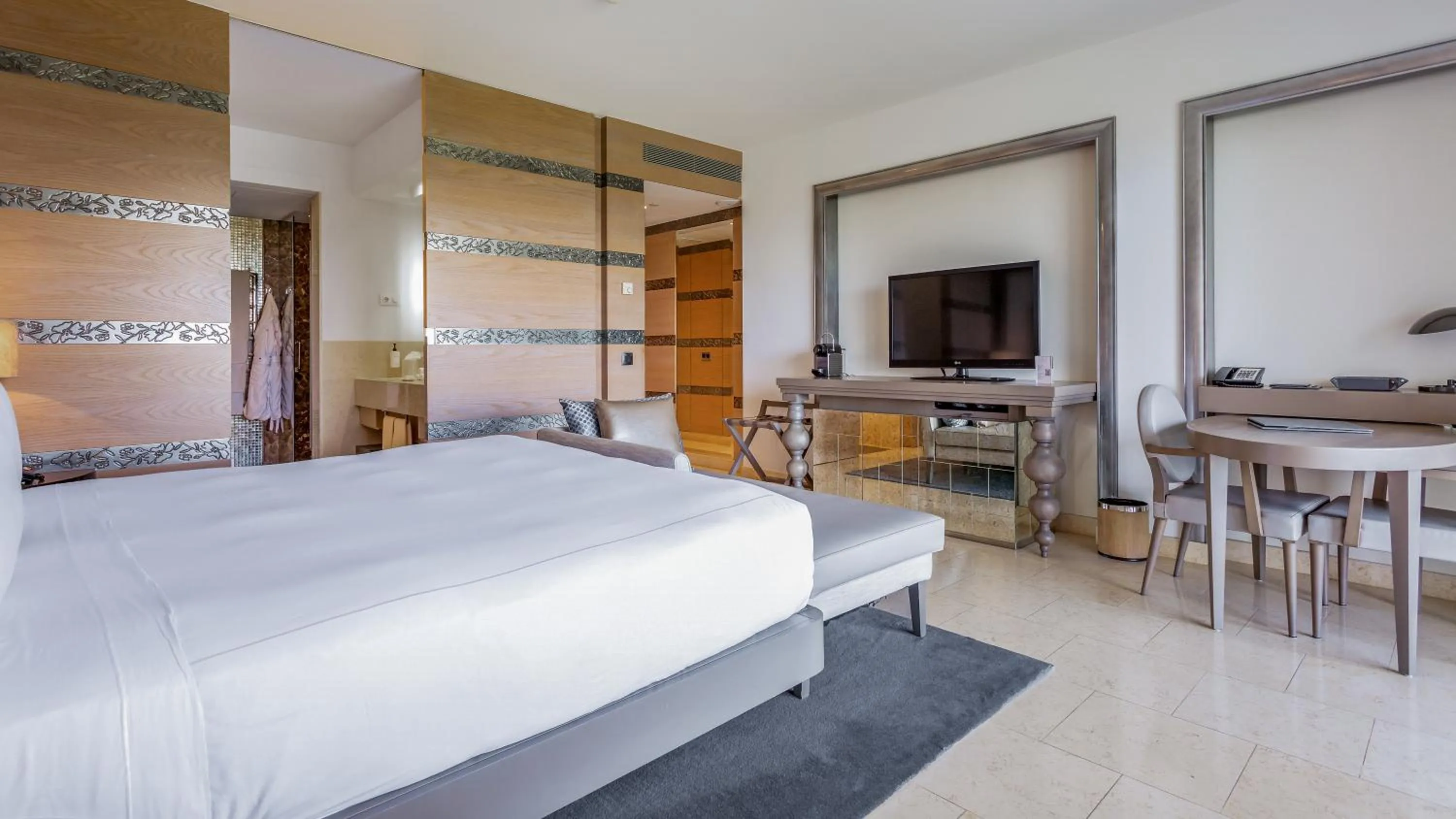 Bed in Conrad Algarve