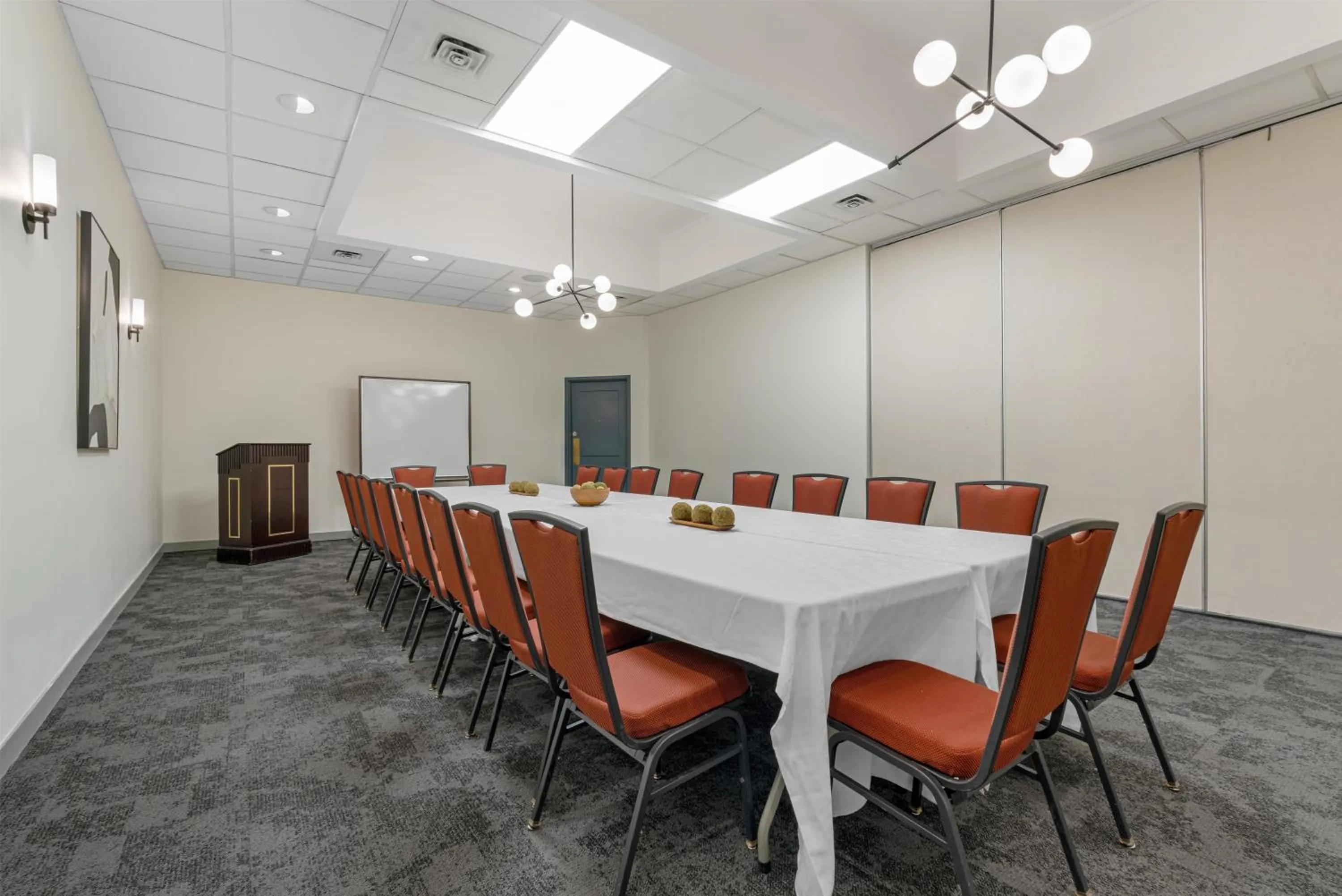 Meeting/conference room in Best Western PLUS Burnaby Hotel