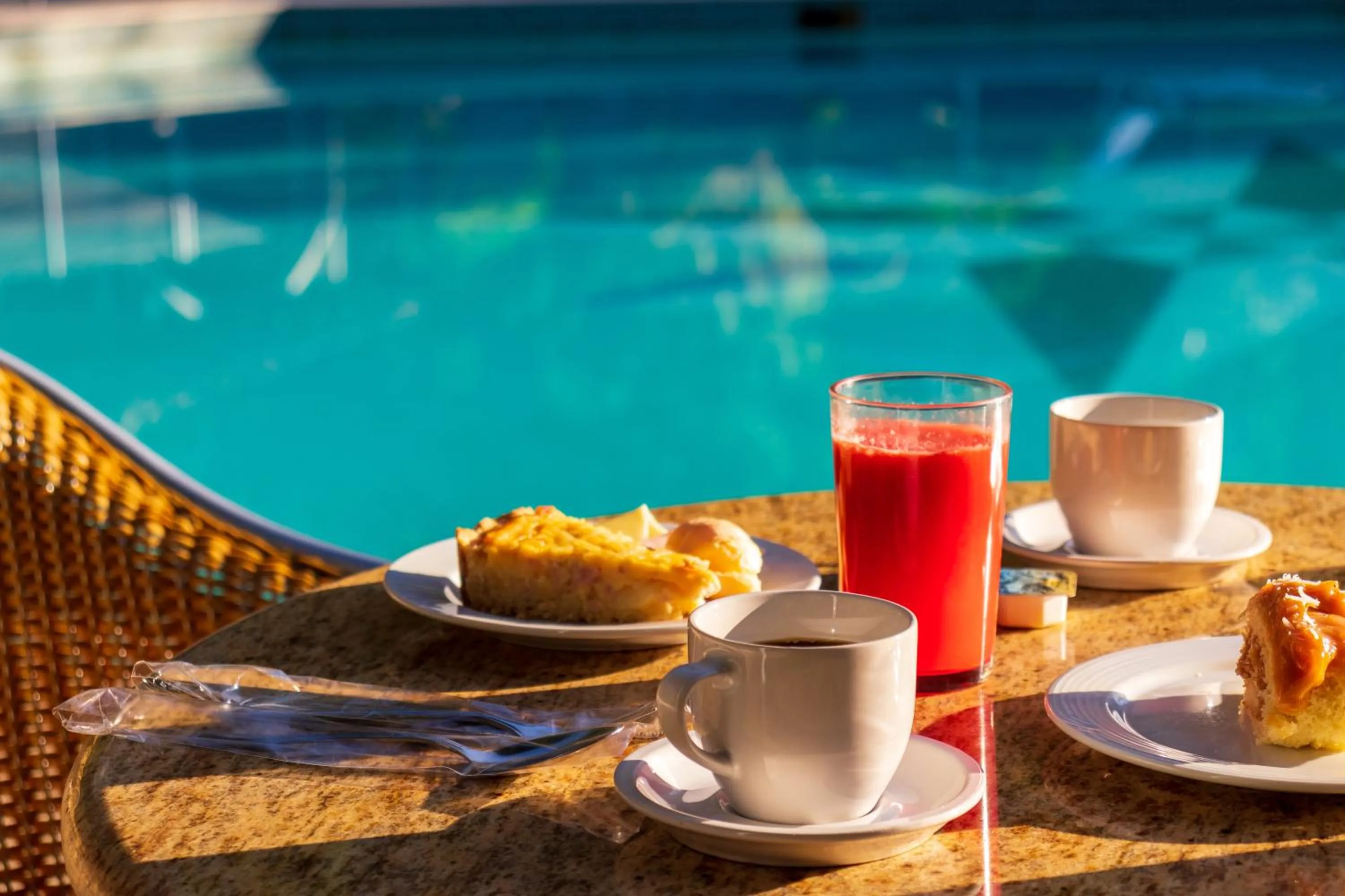 Breakfast in Bomtempo II Chales by Castelo Itaipava