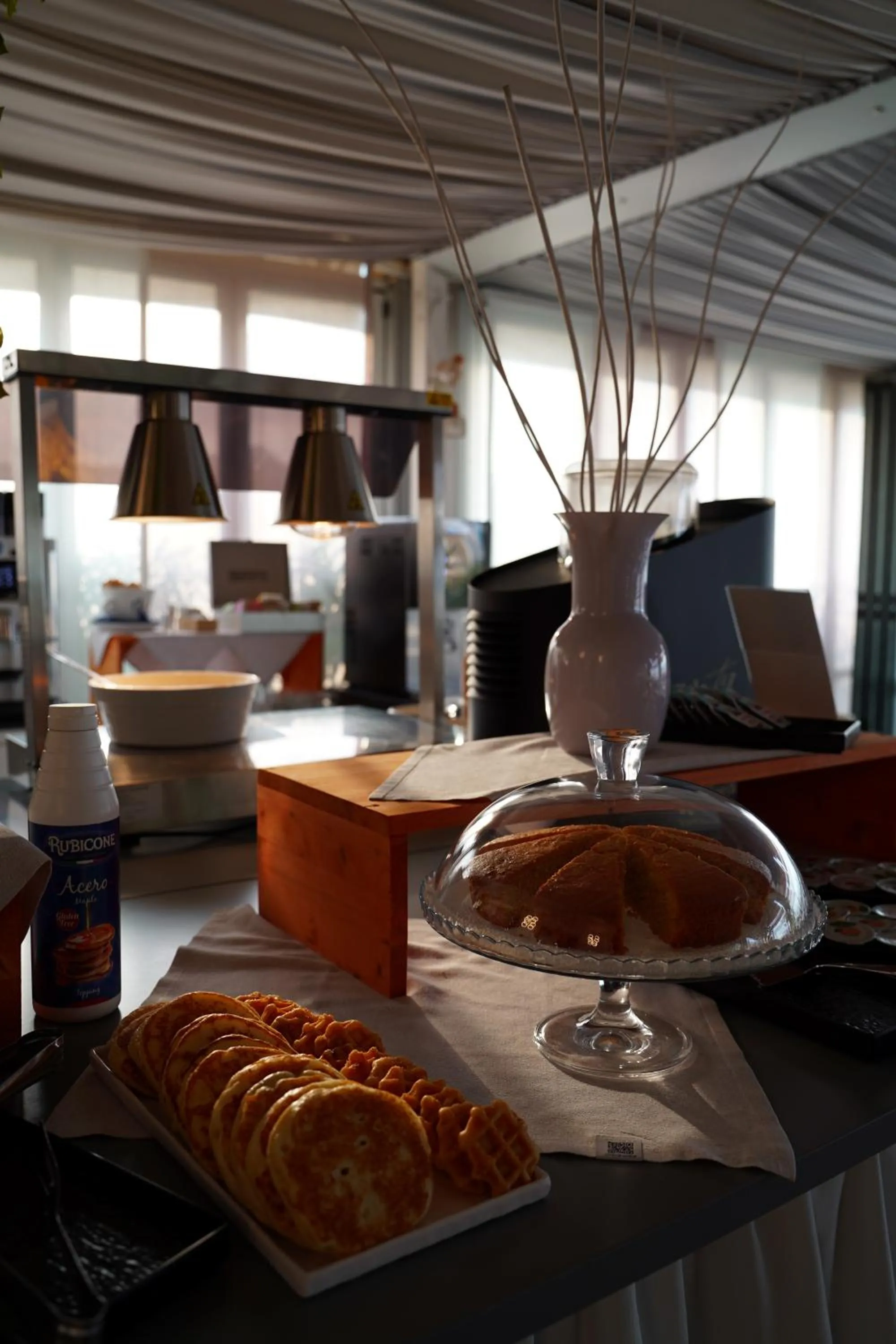 Breakfast in Hotel Delaville Frontemare