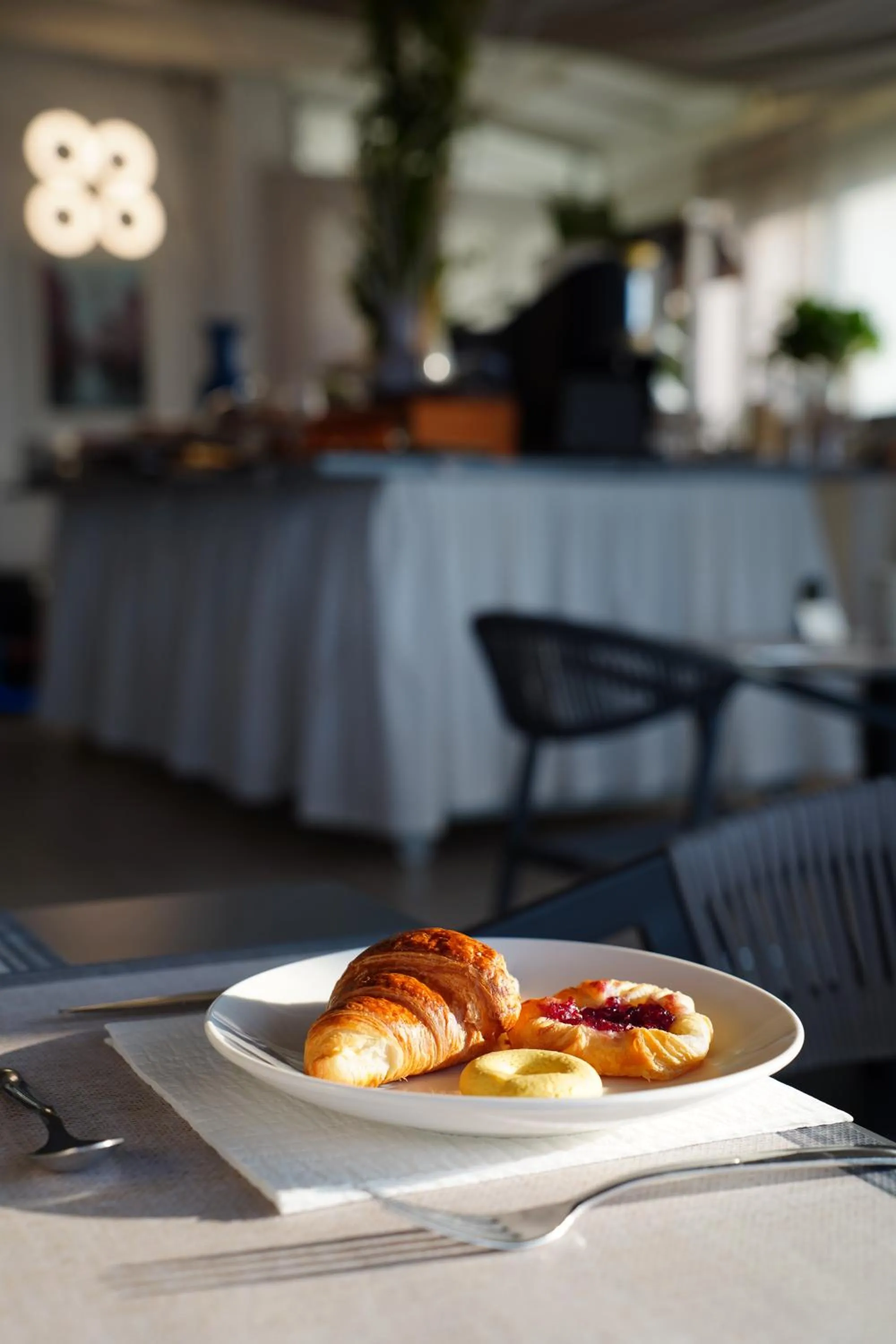 Breakfast in Hotel Delaville Frontemare
