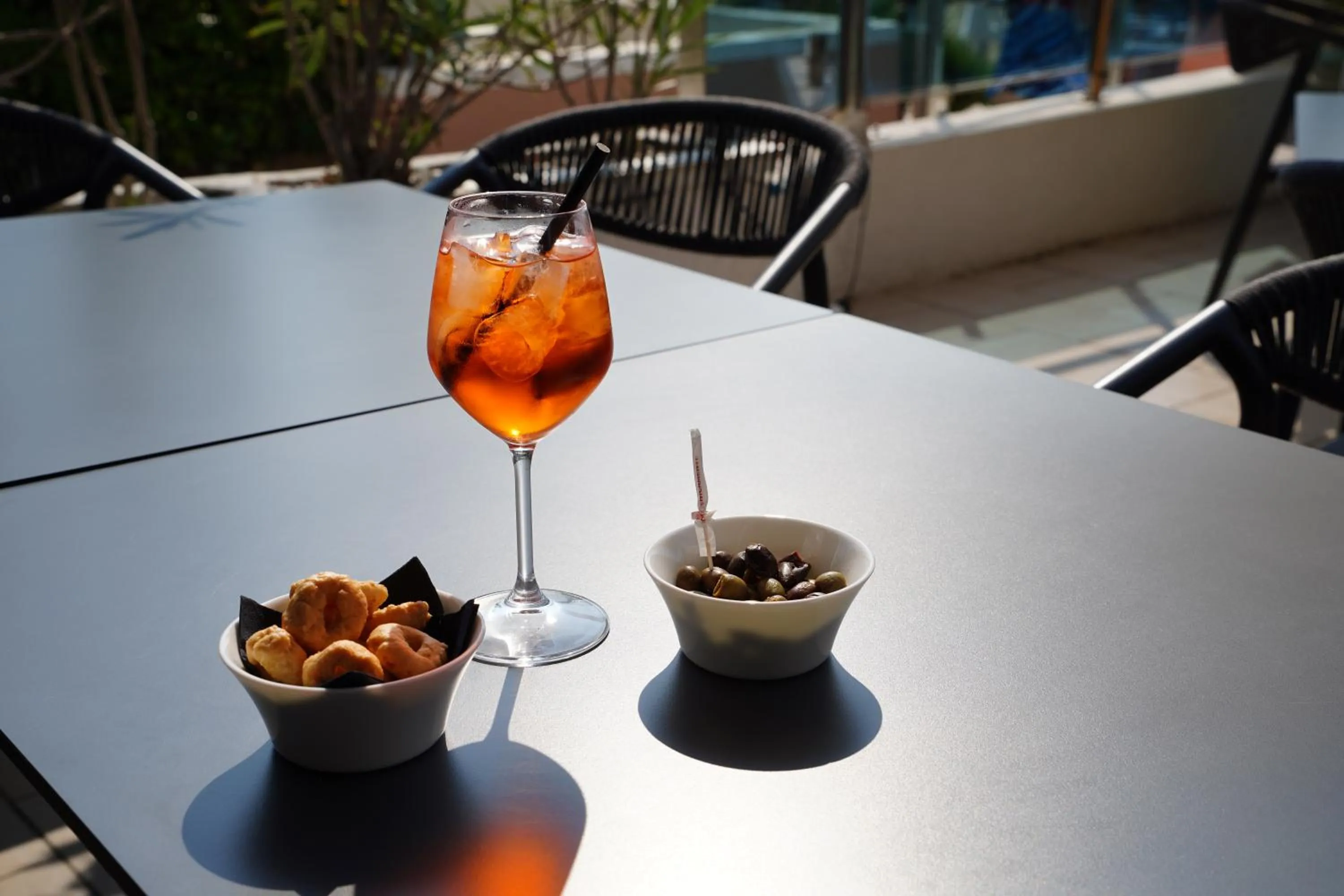 Restaurant/places to eat in Hotel Delaville Frontemare