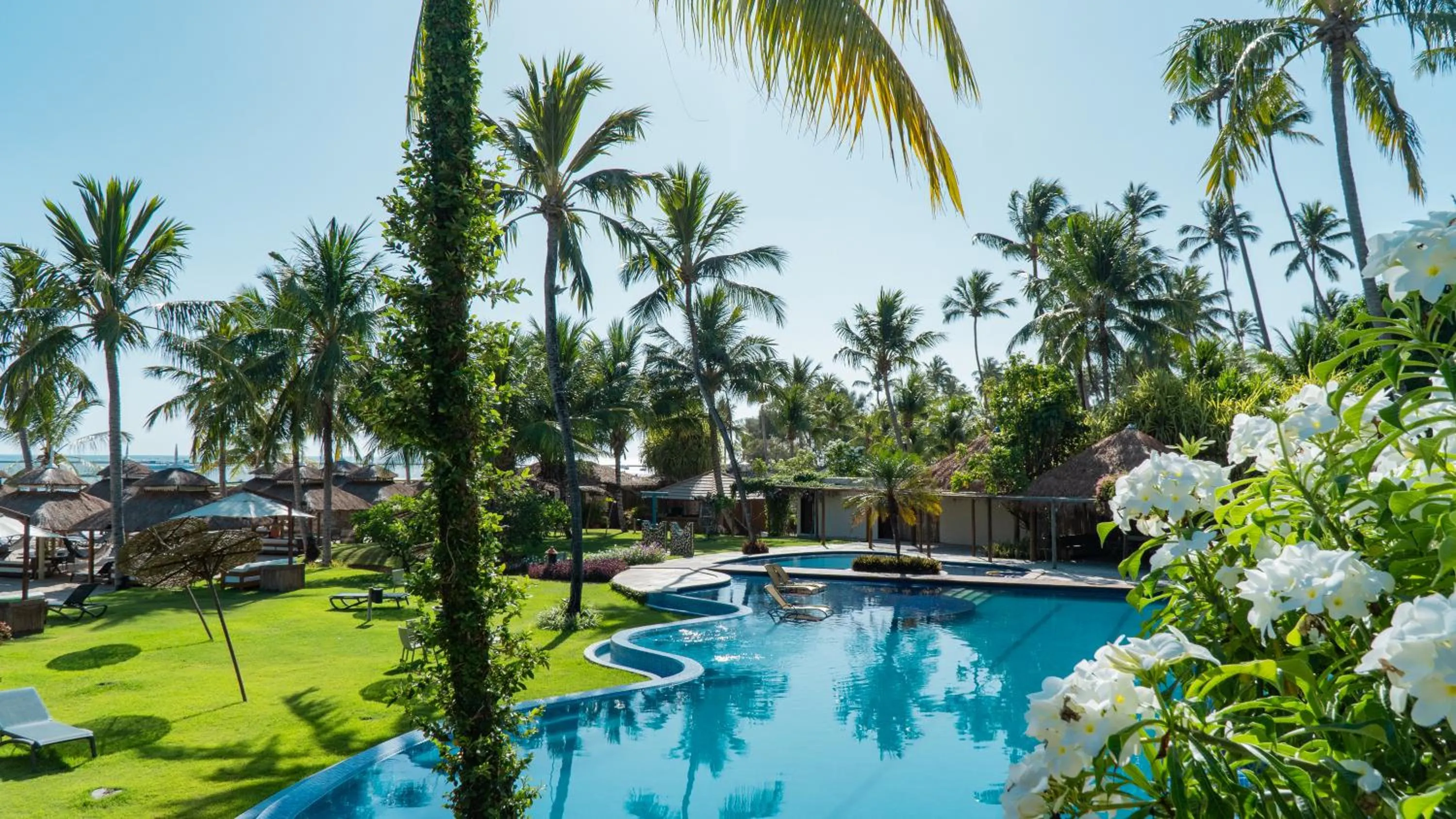 Swimming pool in Pousada Praia dos Carneiros