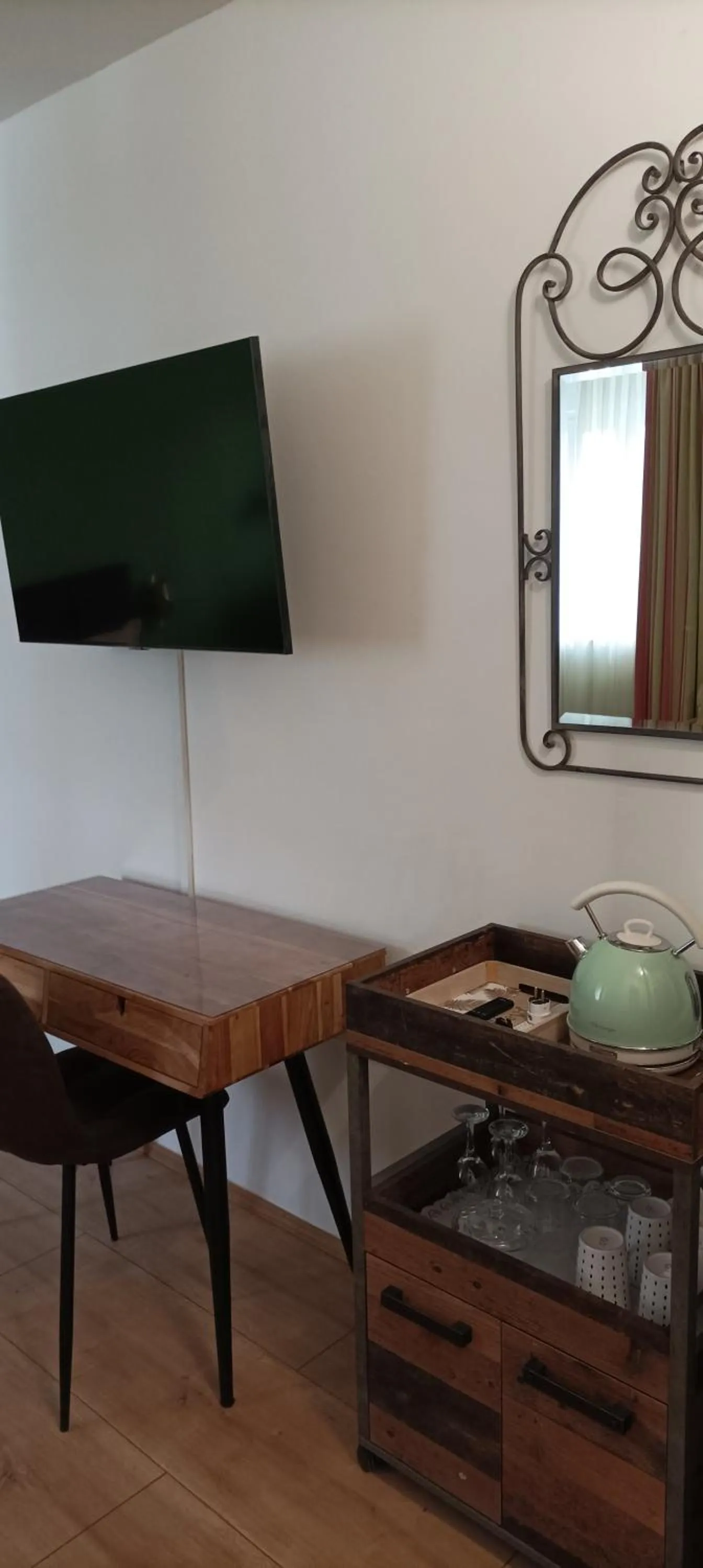 hair dresser in Guest House Klaudija