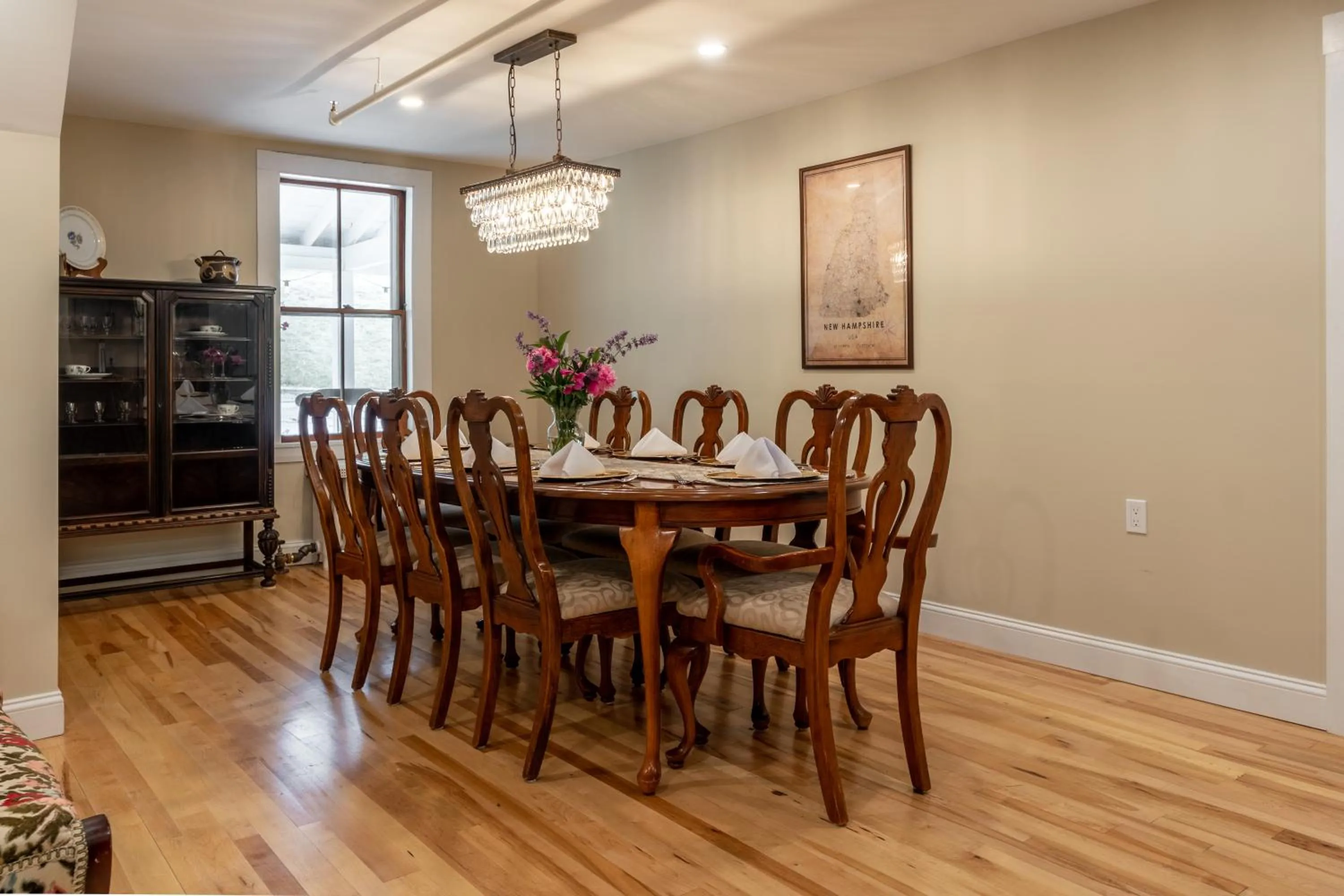 Dining area in Cranmore Mountain Lodge Bed & Breakfast