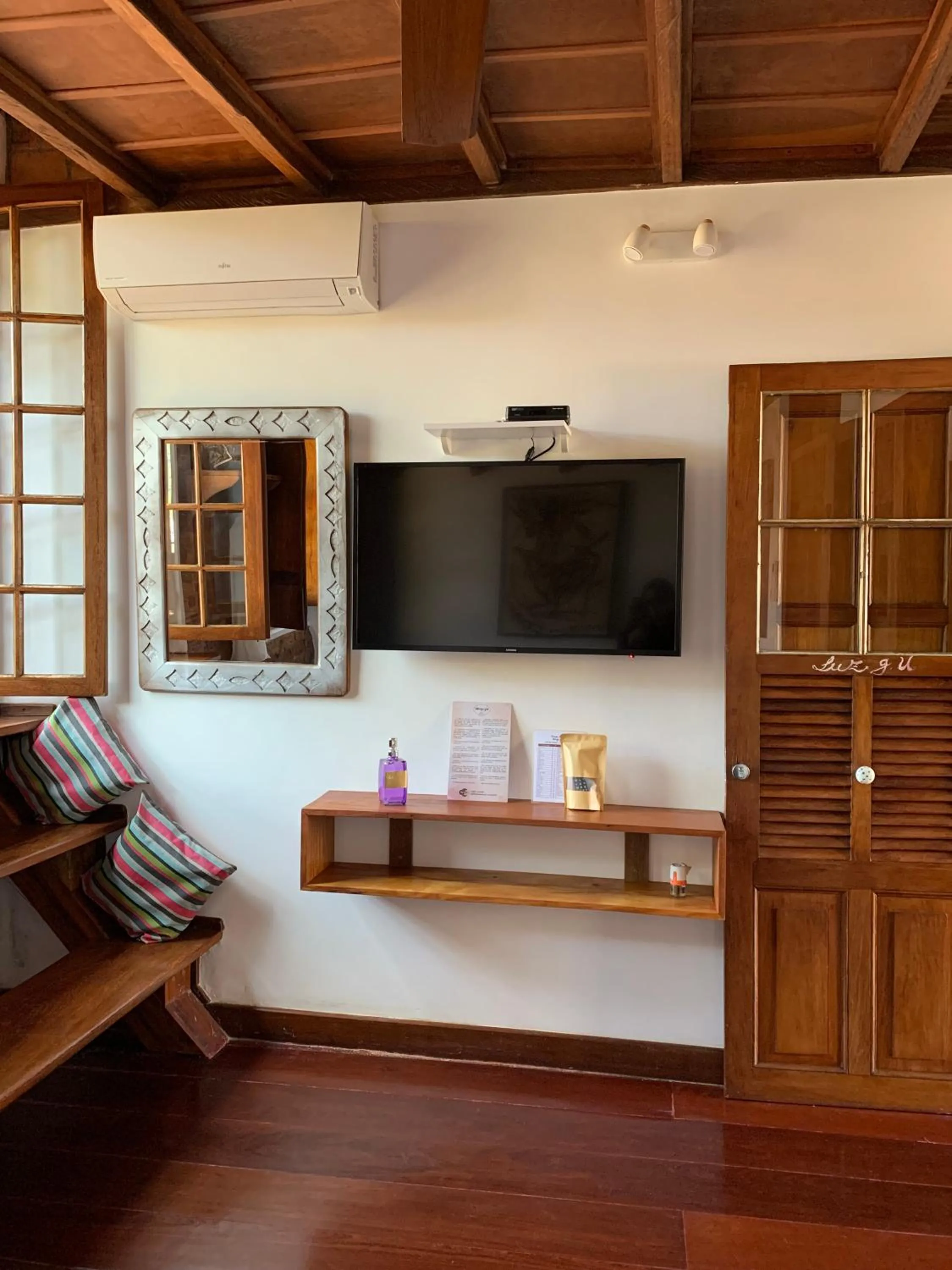 TV and multimedia in Pousada Arte Urquijo