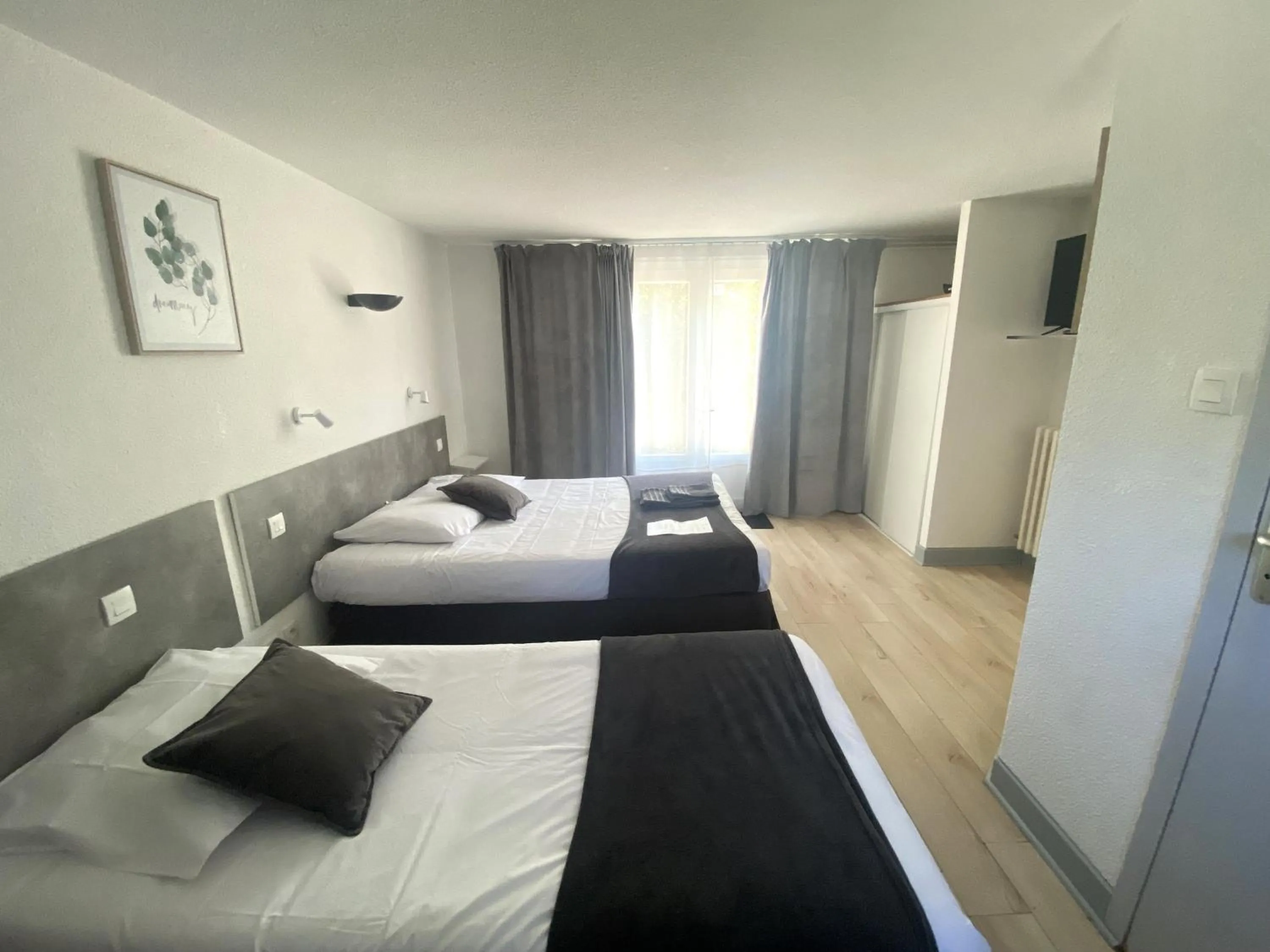 Bedroom, Bed in Auberge de Lamagistere