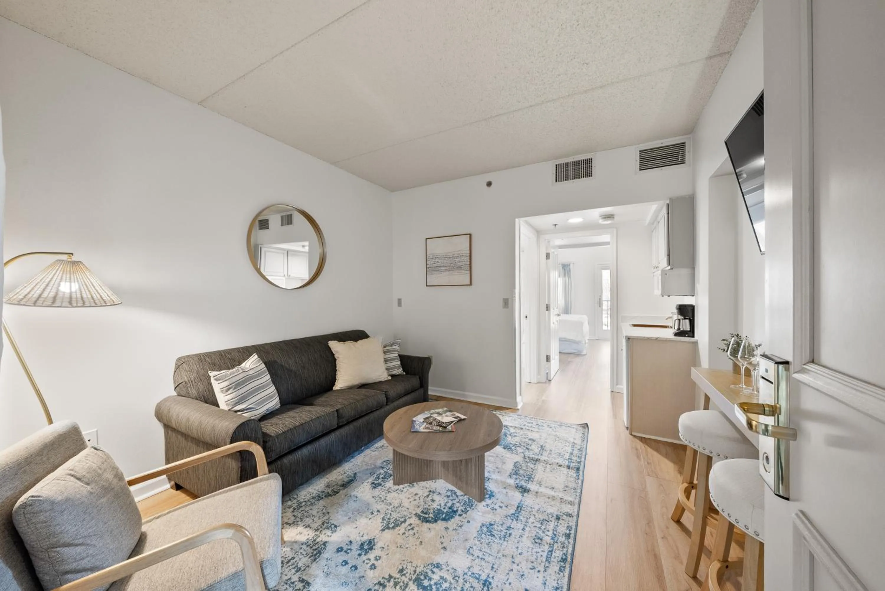 Living room in Bella Vista Suites Lake Geneva