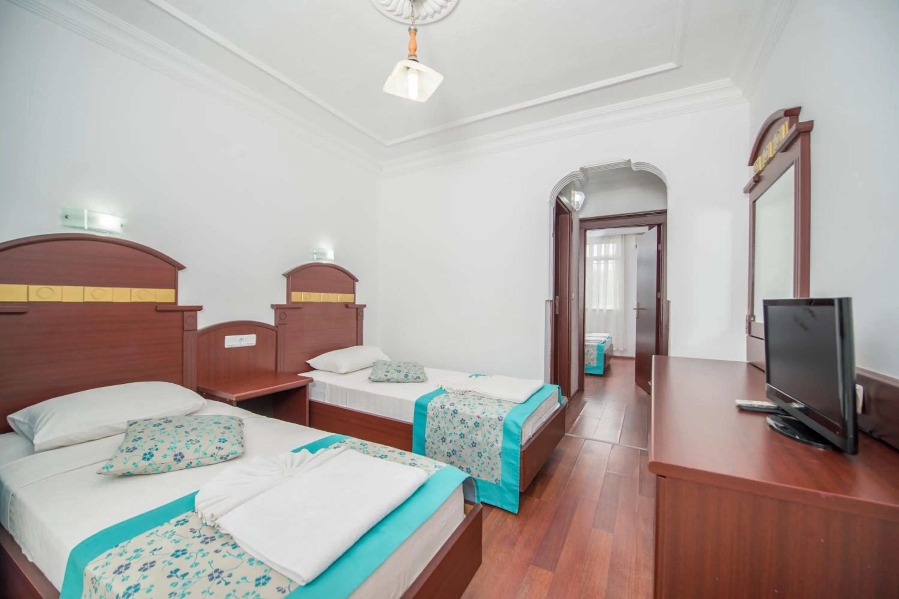 Photo of the whole room, Bed in Sunberk Hotel