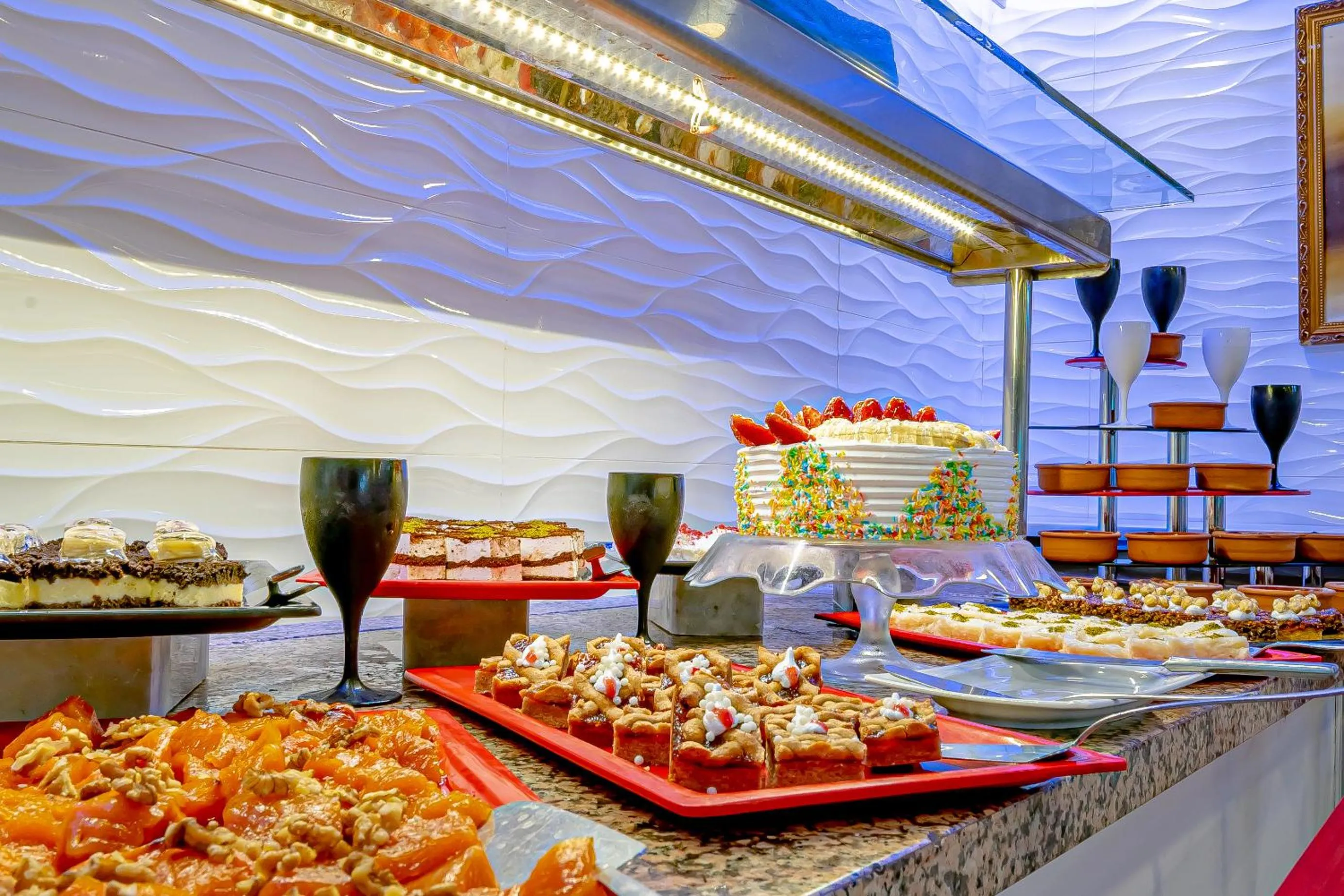 Food in Sunberk Hotel