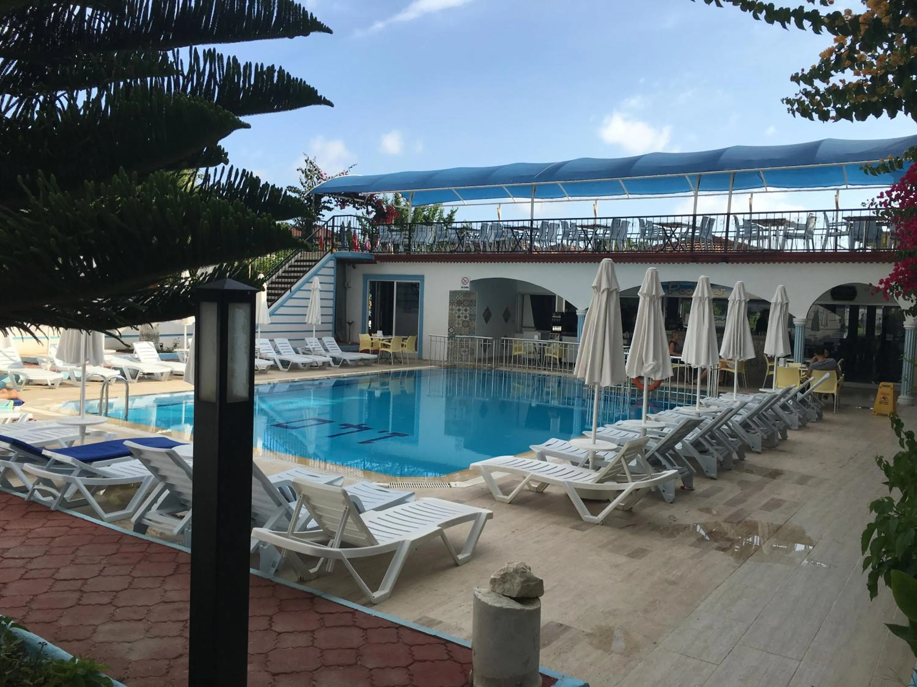 Swimming pool in Sunberk Hotel