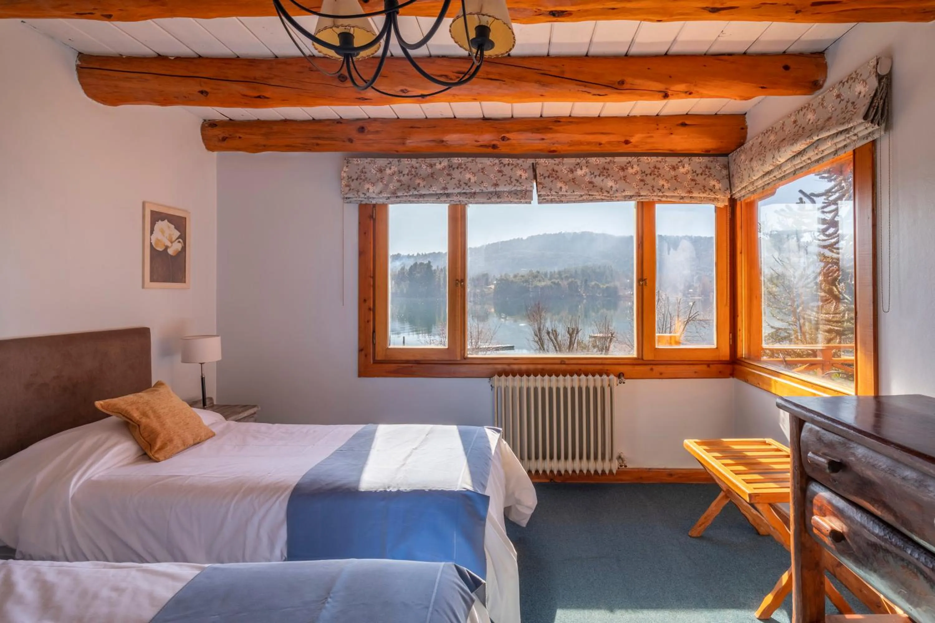 Bed in Cabañas Puerto Pireo