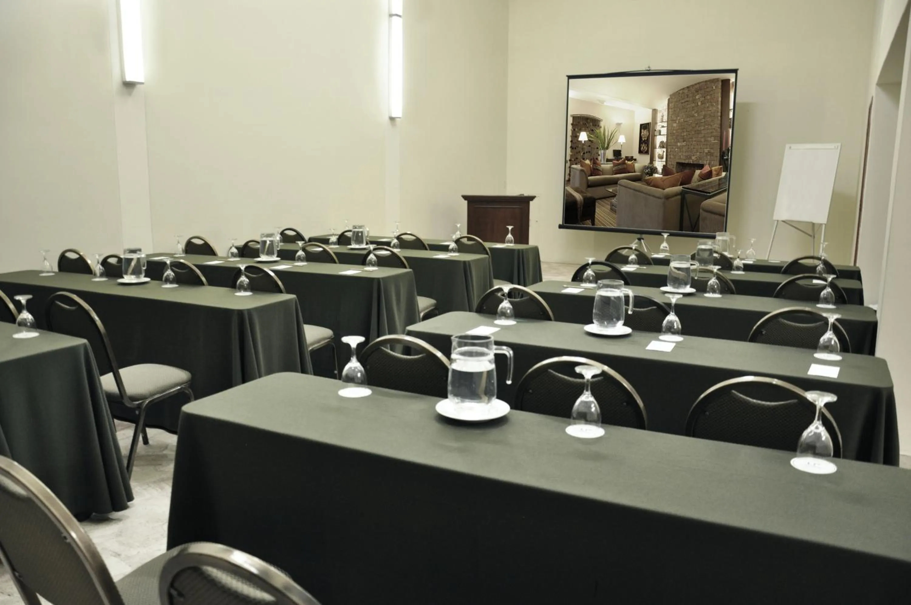Business facilities in LP Los Portales Hotel Cusco