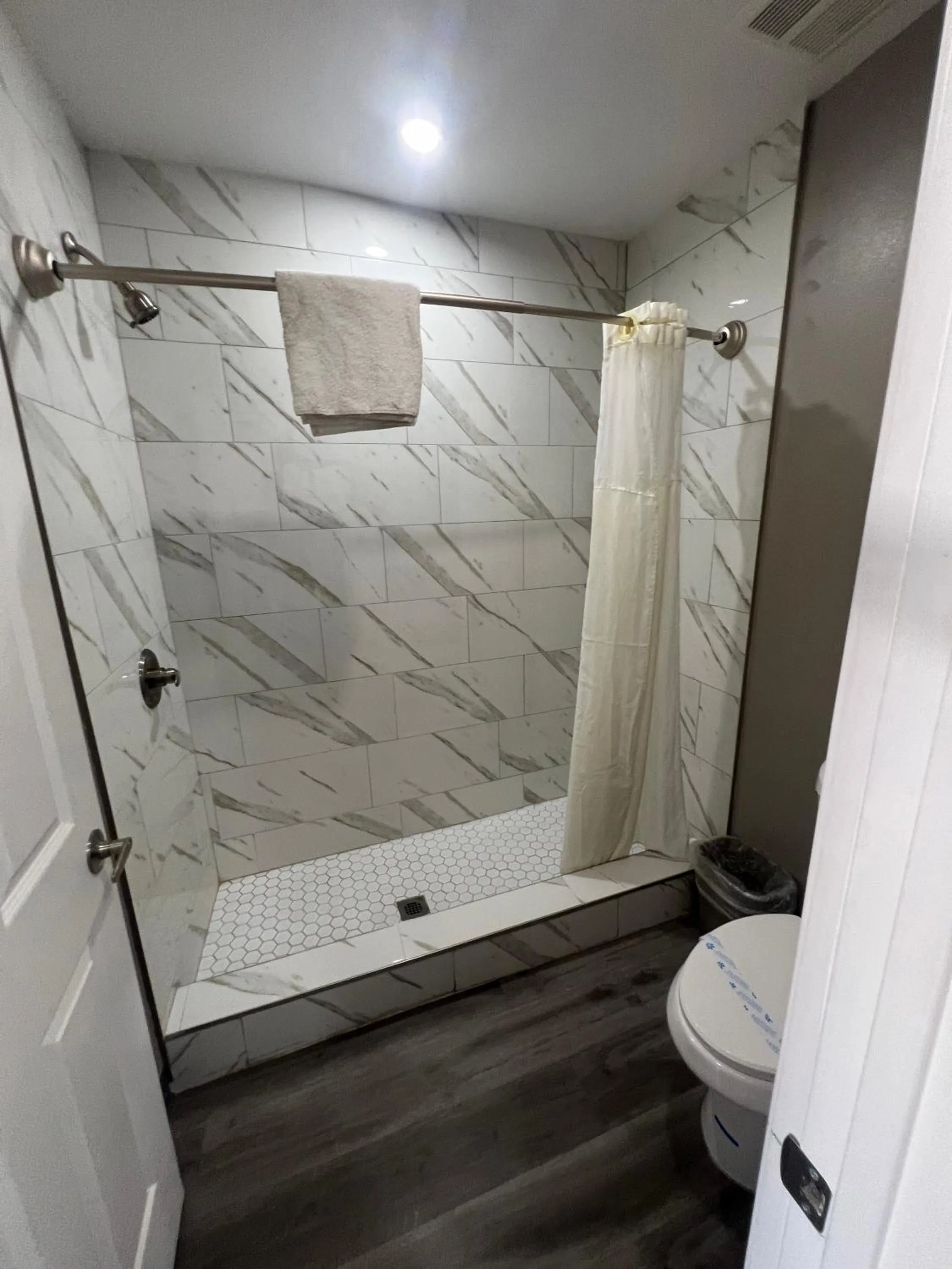 Eastsider Motel -Downtown LA New Rooms