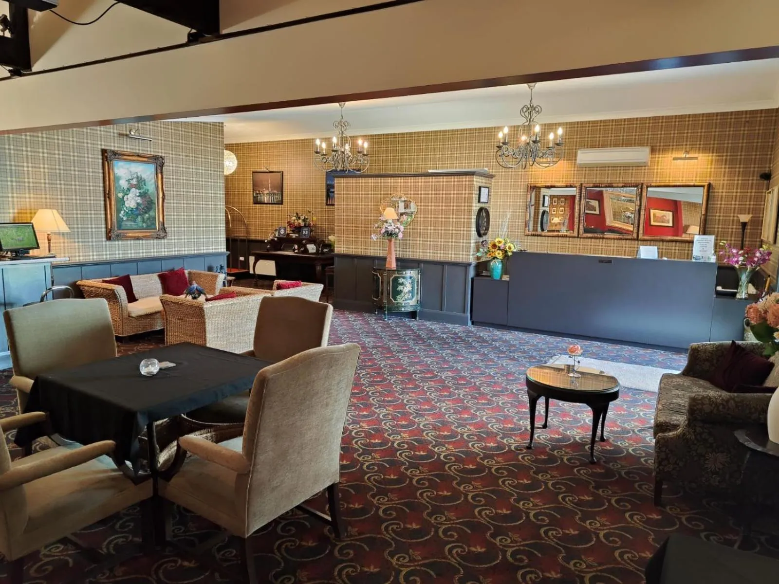 Lobby or reception in Gateway Motor Inn