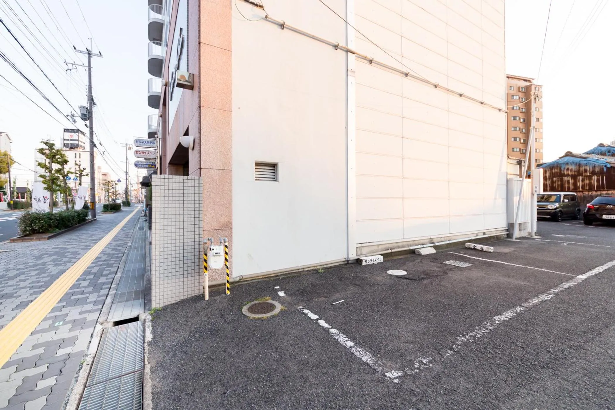 Parking in Hotel Sunrise Inn