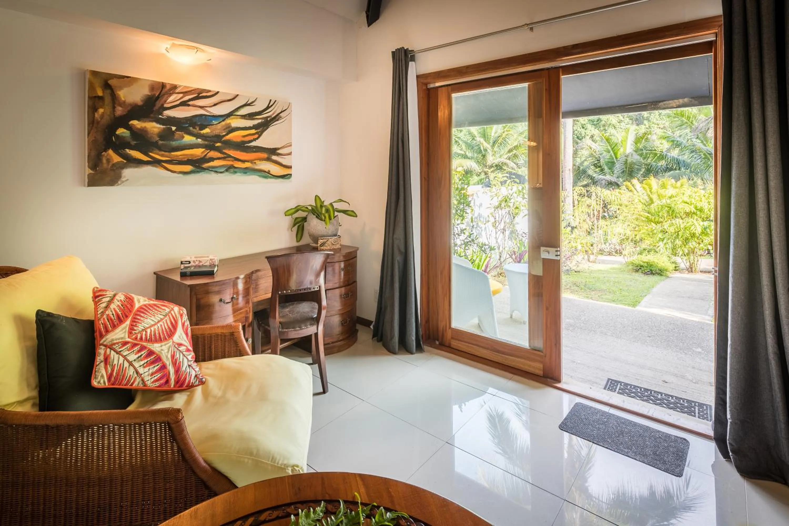 Garden view in Wellesley Resort Fiji