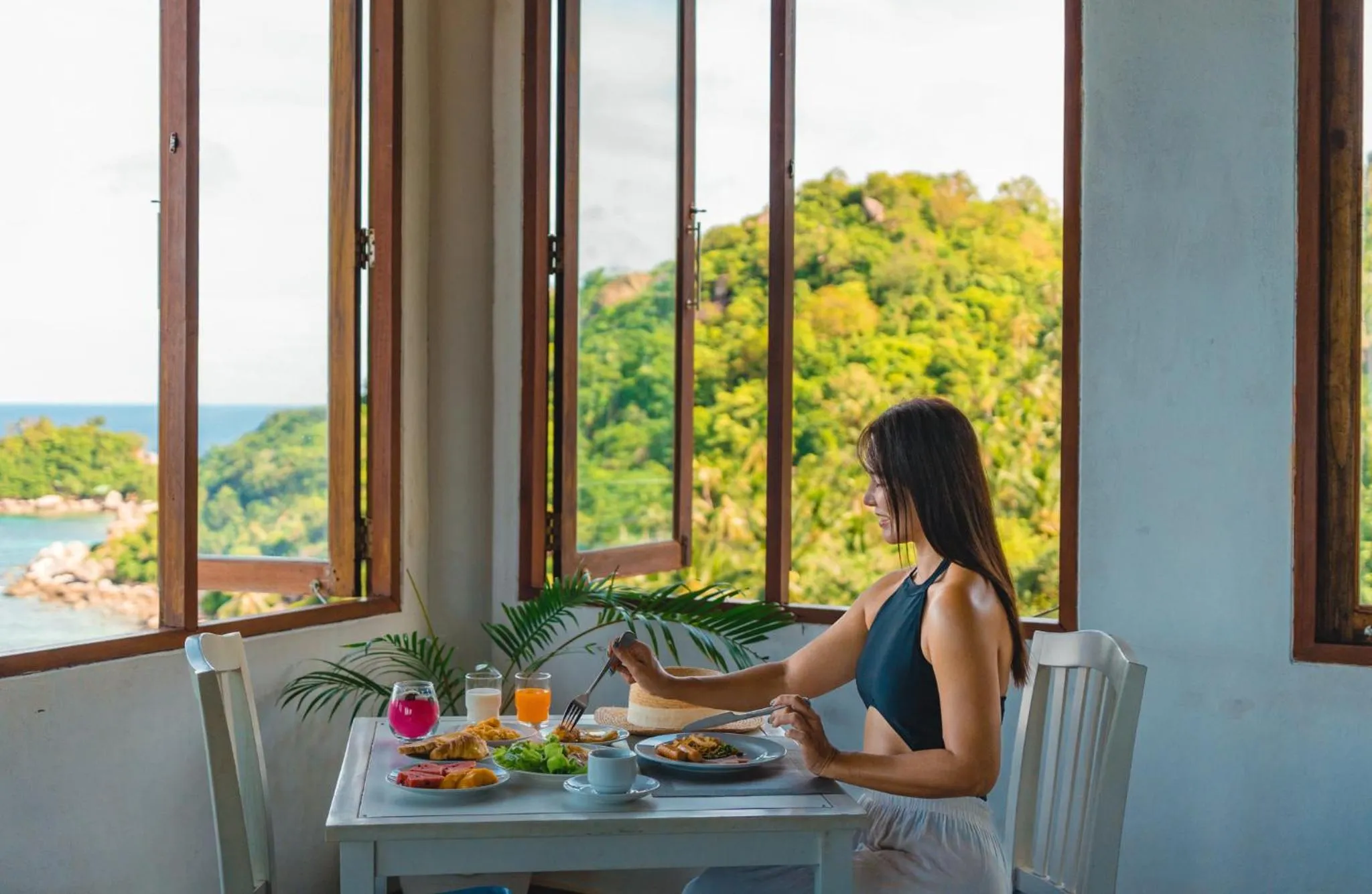 Restaurant/places to eat in Pinnacle Koh Tao Resort
