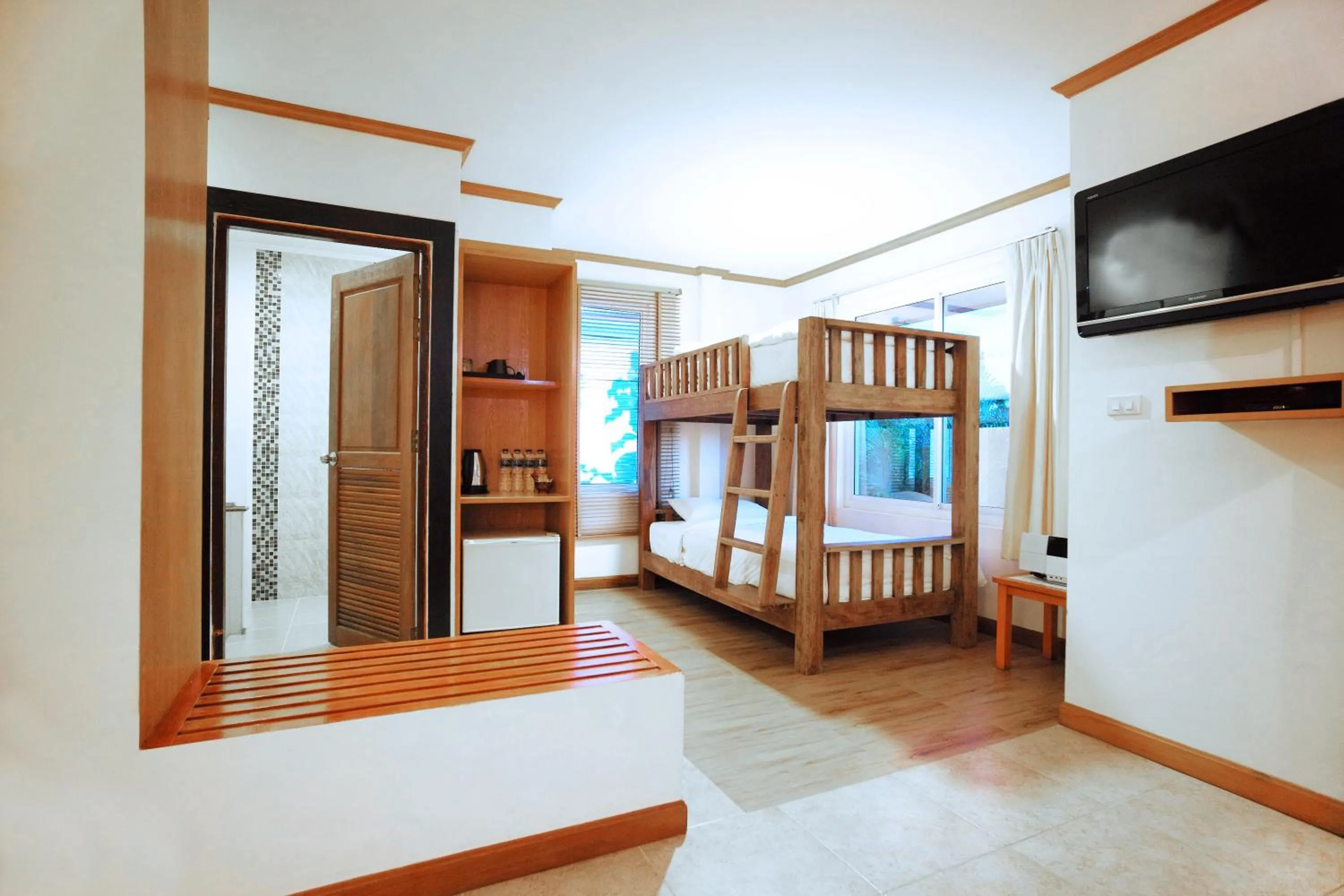 Bedroom, Bed in Pinnacle Koh Tao Resort