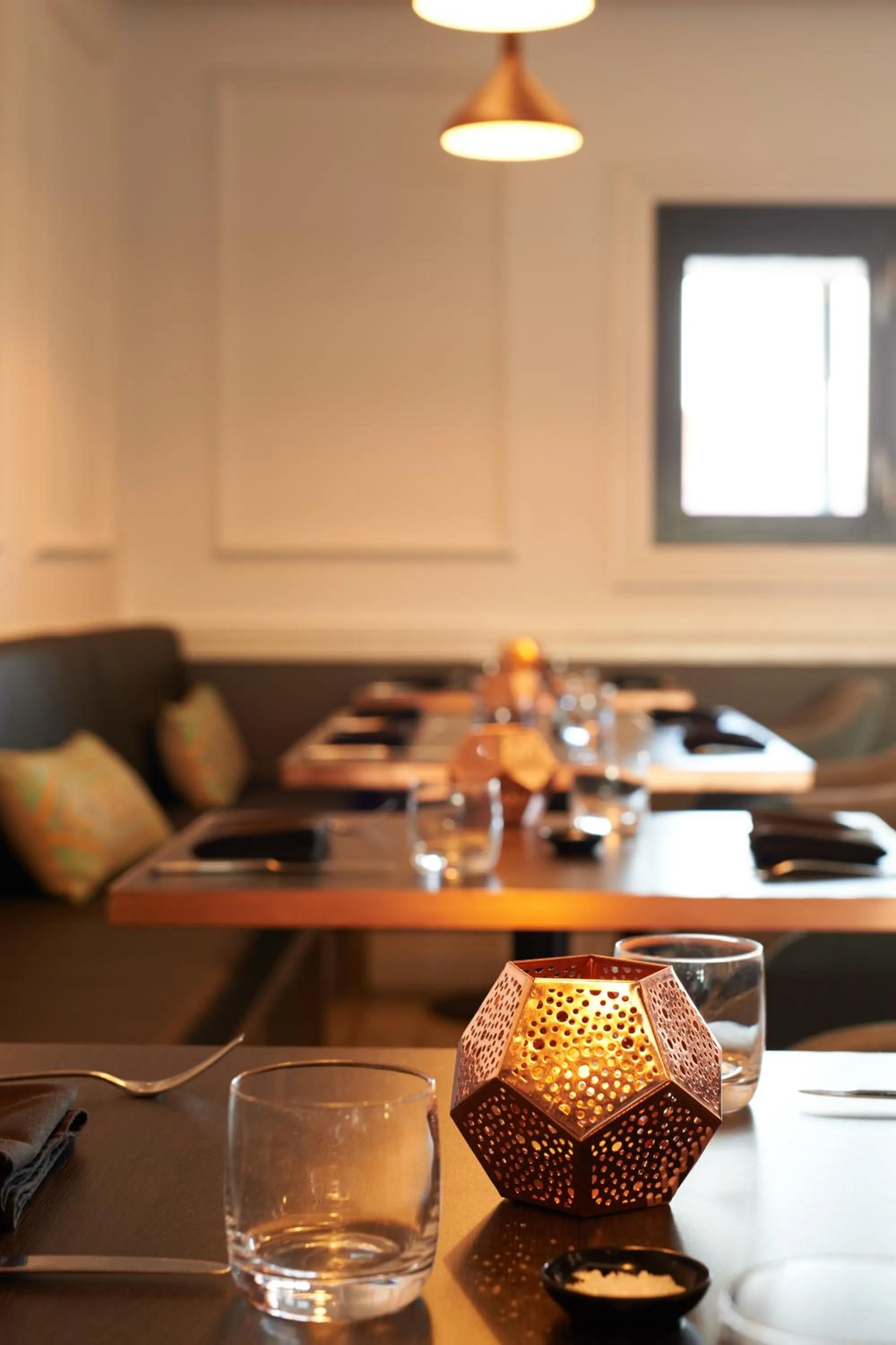 Restaurant/places to eat in The Charles