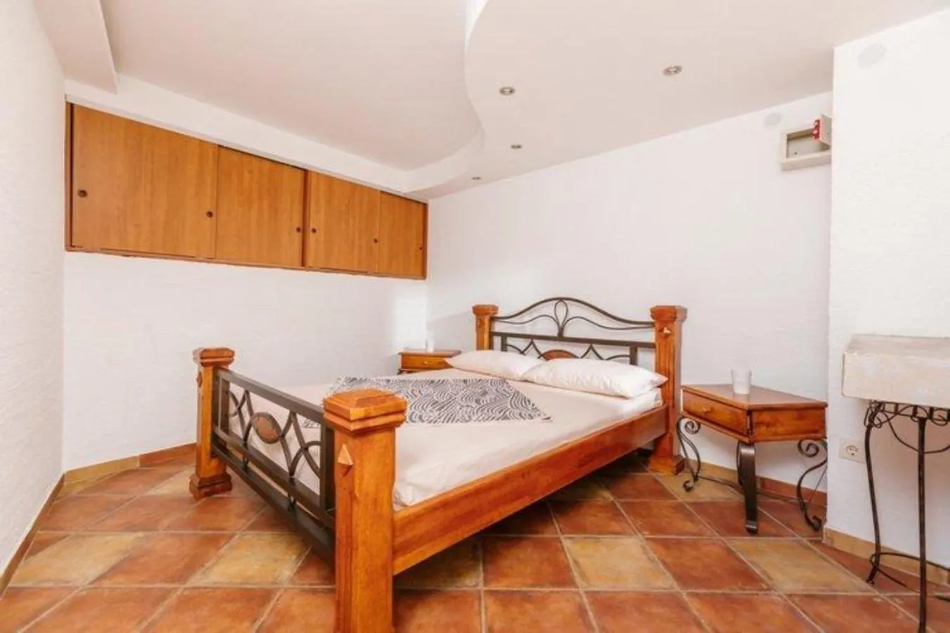 Bedroom, Bed in Monte Perla Residence