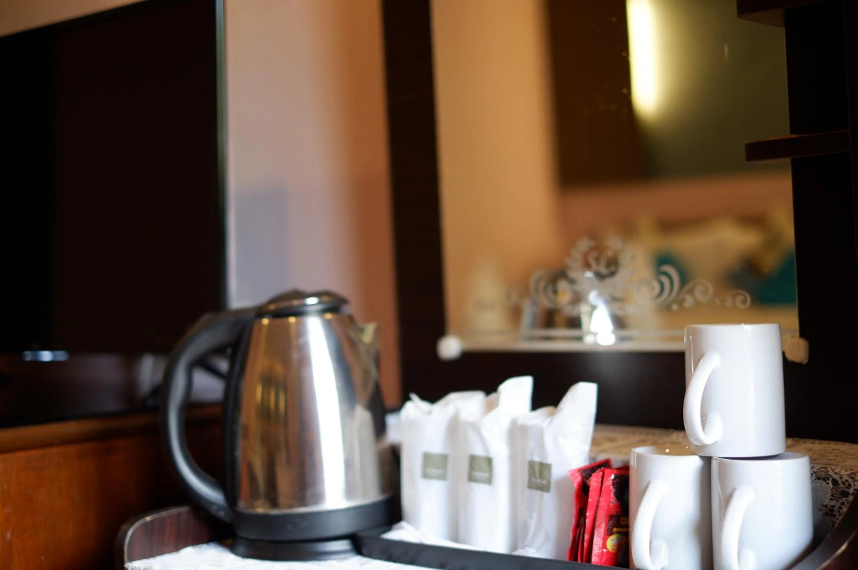 Coffee/tea facilities in Khaolak Grand City