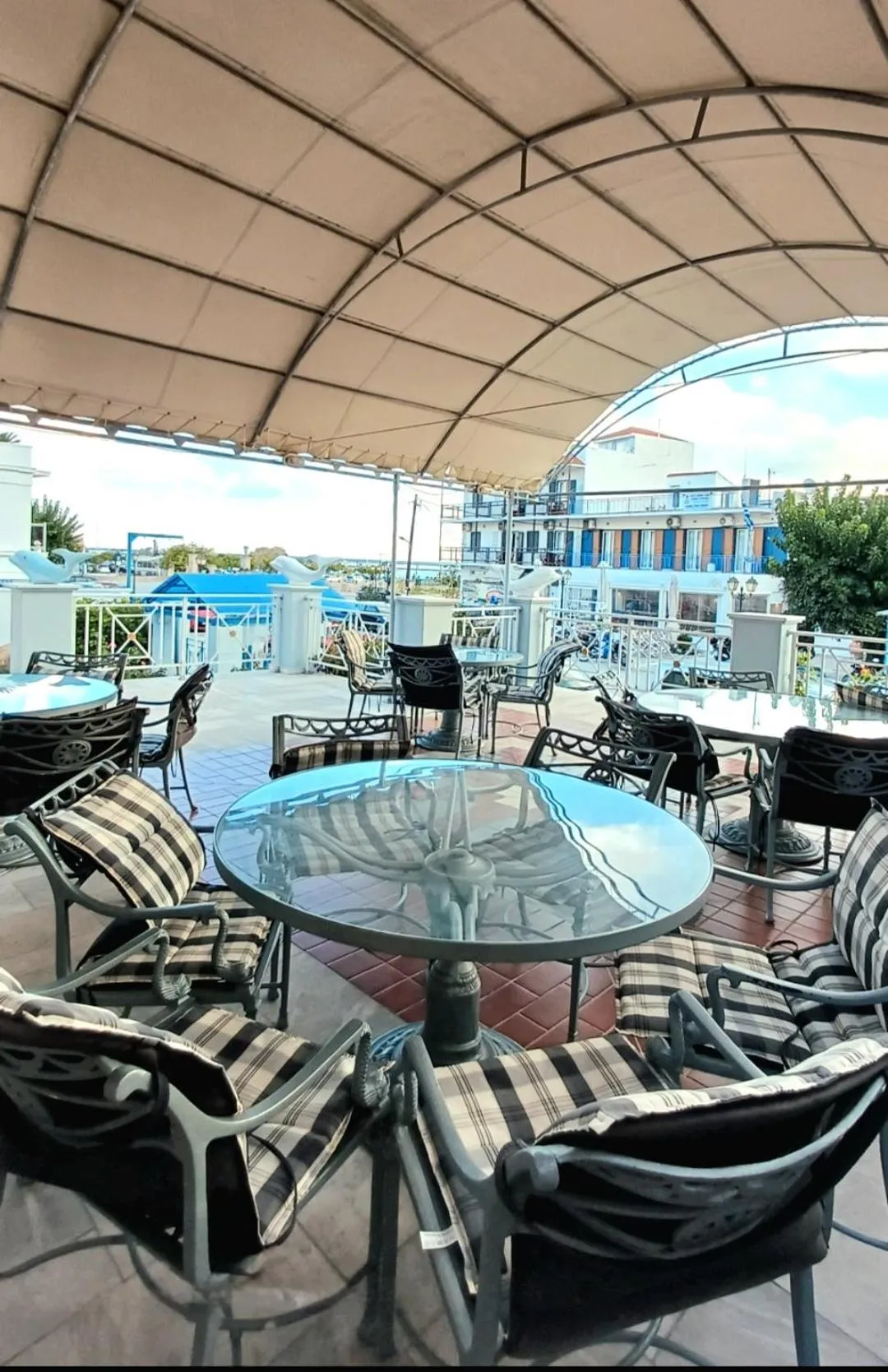 Balcony/Terrace in Dolphin Hotel