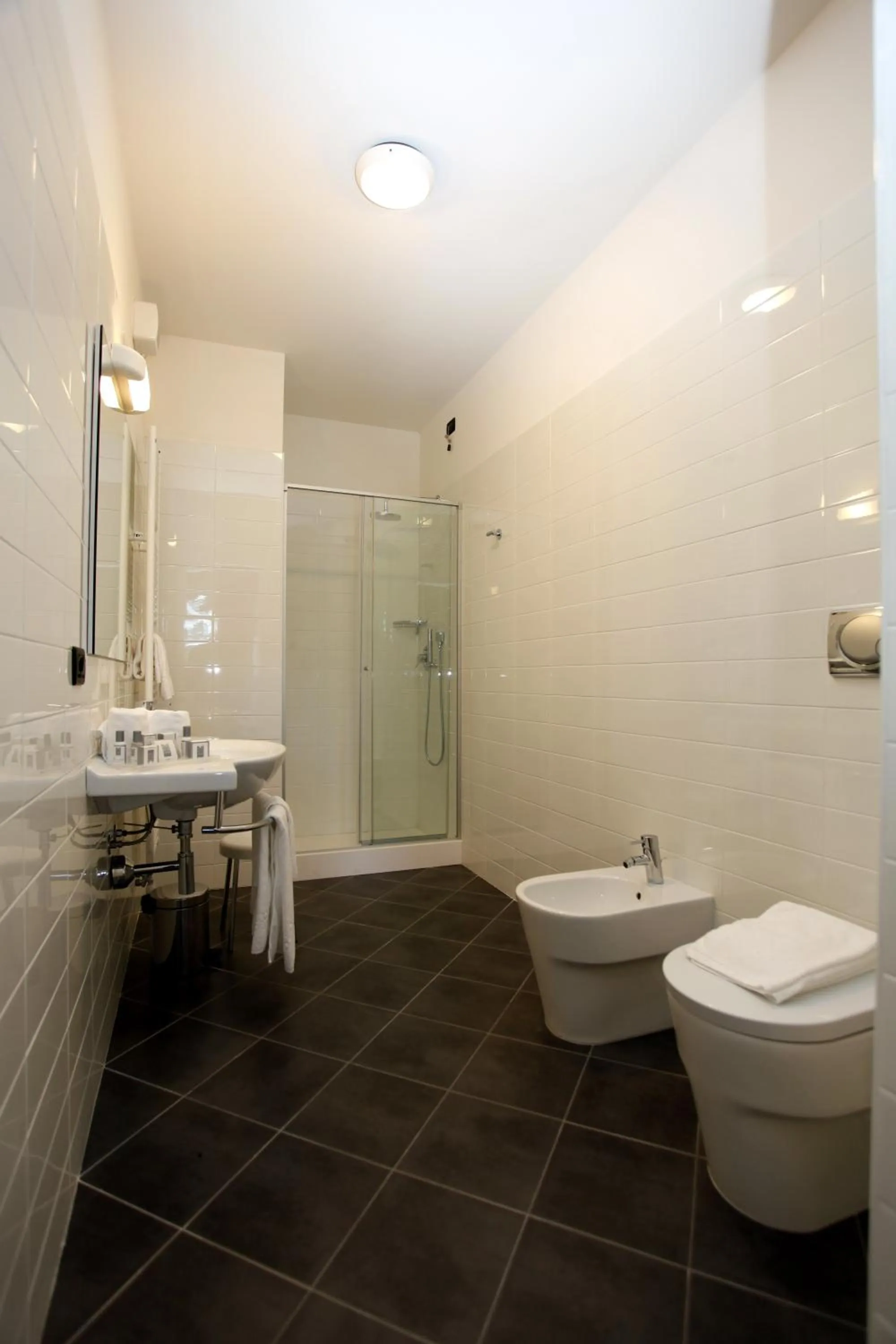 Bathroom in Hotel Lido